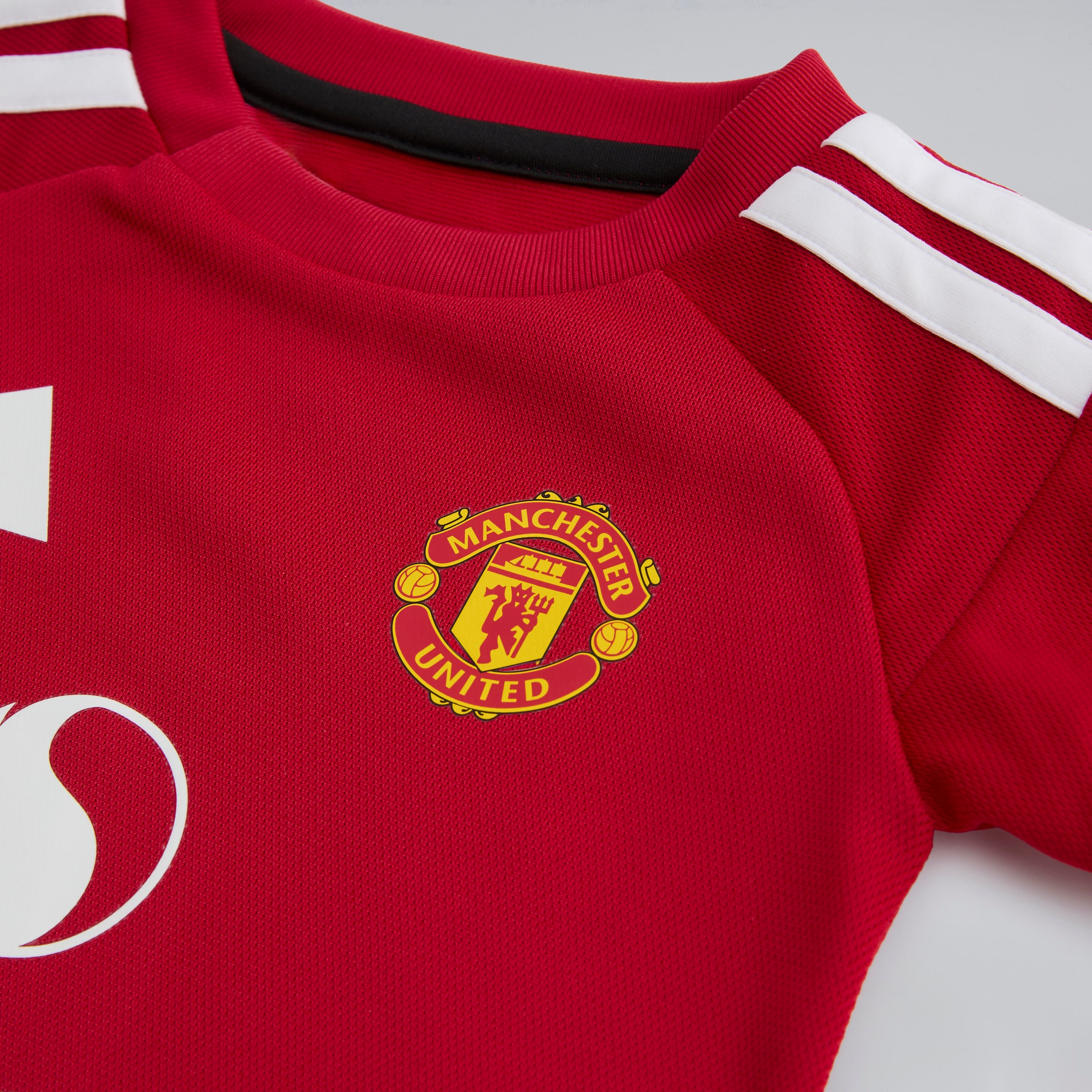 Manchester United Kids 26/27 Home Baby Kit 红色 细节 [4-5]