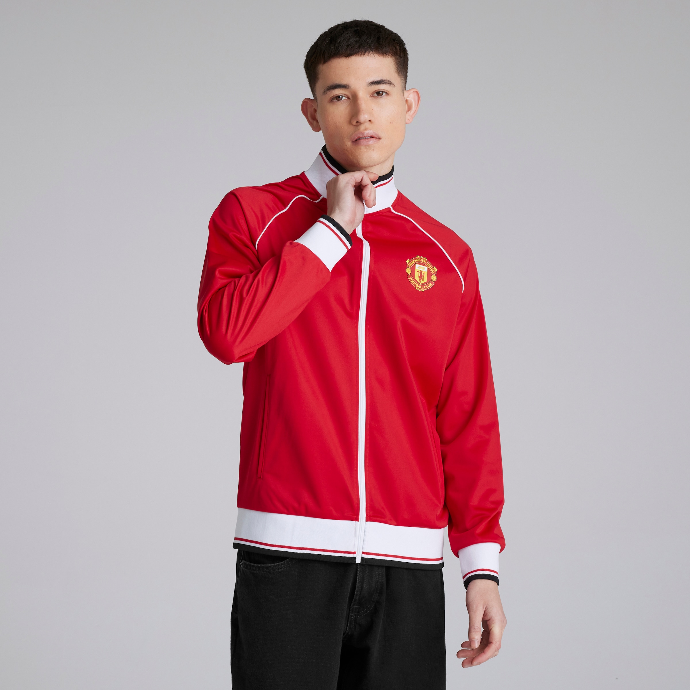 Manchester United トラックジャケット Buy Manchester United 1999 Home Inspired Full-Zip Track