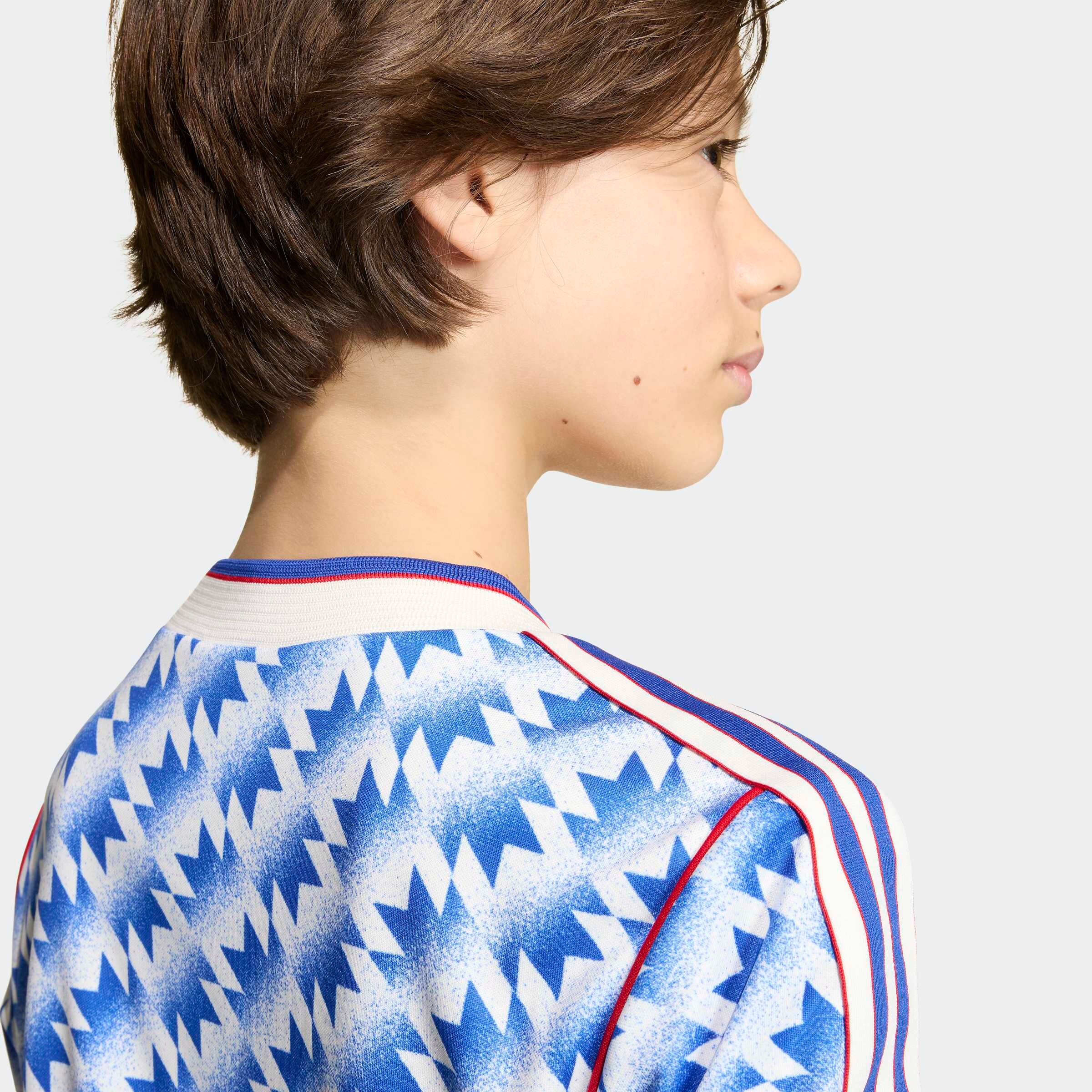 Manchester United x adidas Kids Bringback 90/92 Away Jersey Blue Detail [7-7]