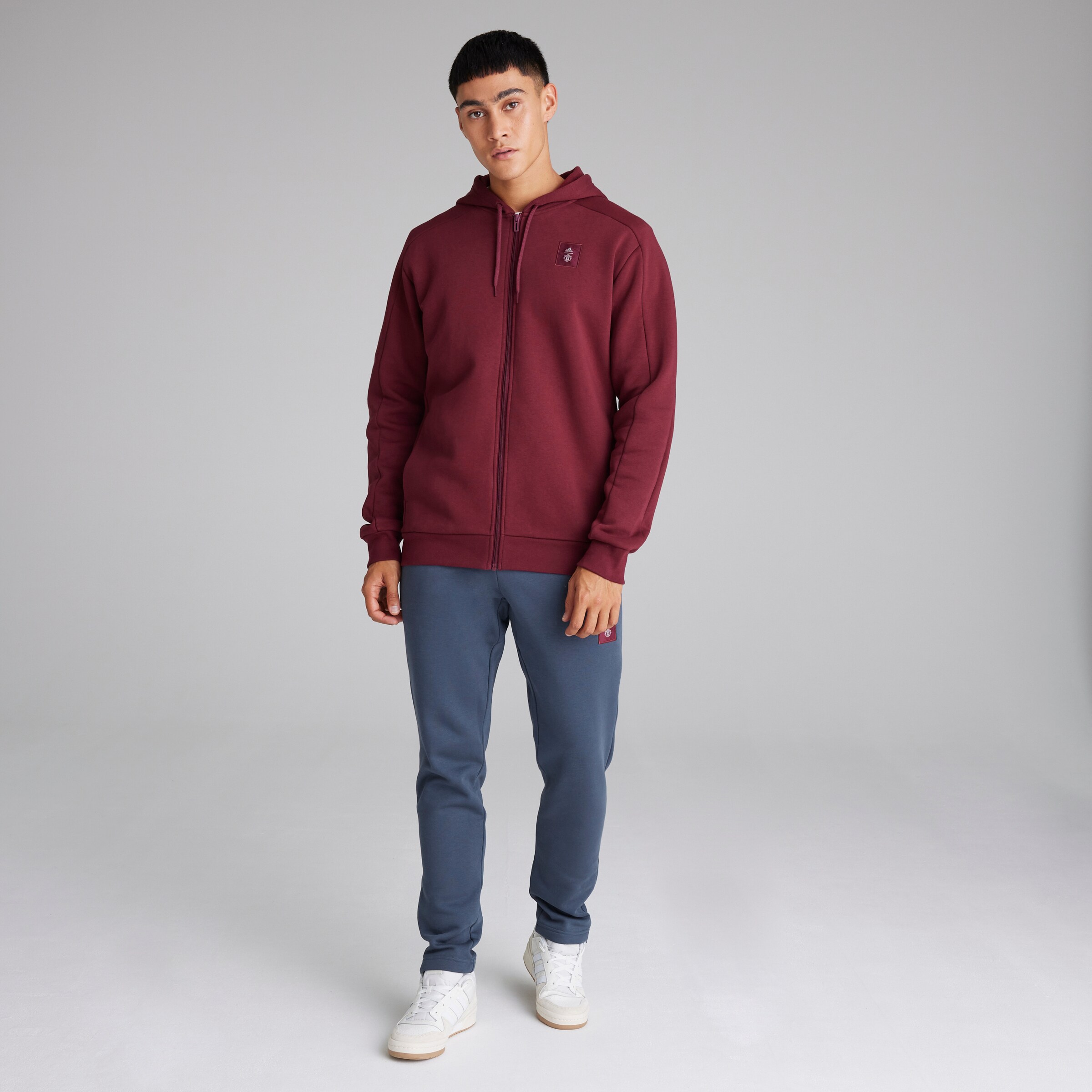 Manchester United x adidas SZNL Full Zip Hoodie Red Red Detail [6-8]