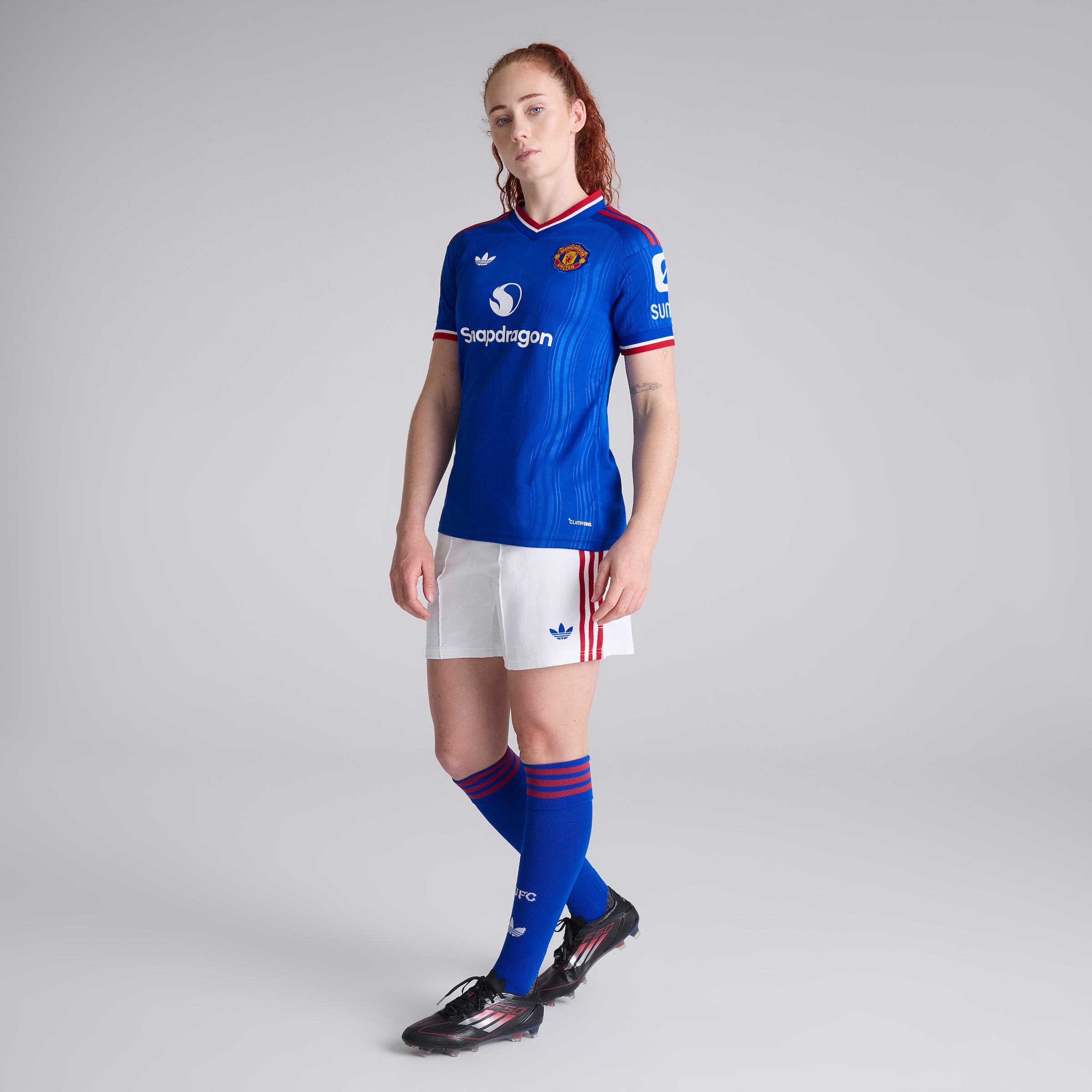 Manchester United Womens 26/27 Away Authentic Shorts White White Detail [3-5]