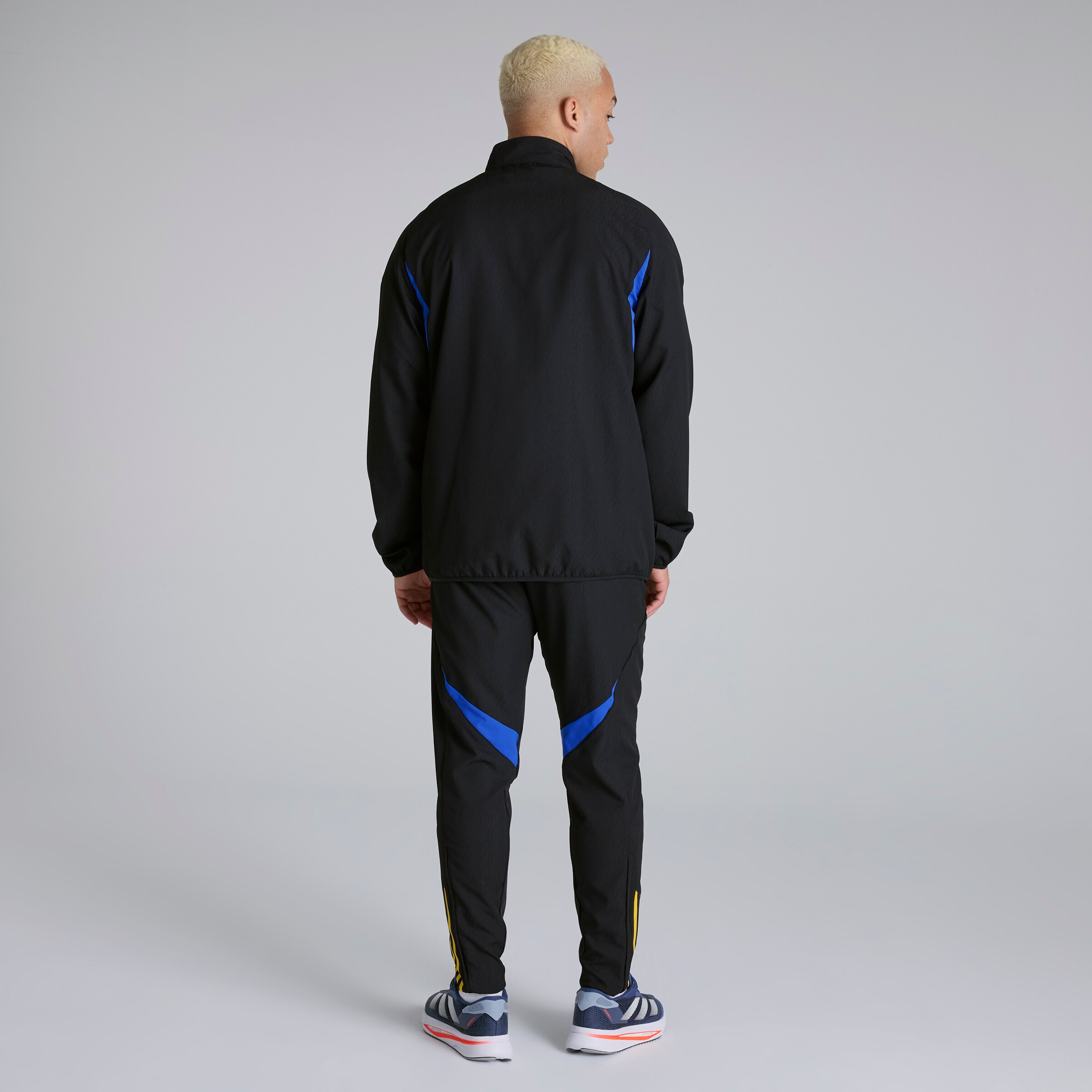 Manchester United Tiro 25 Competition Presentation Tracksuit Bottoms 黑色 细节 [2-6]