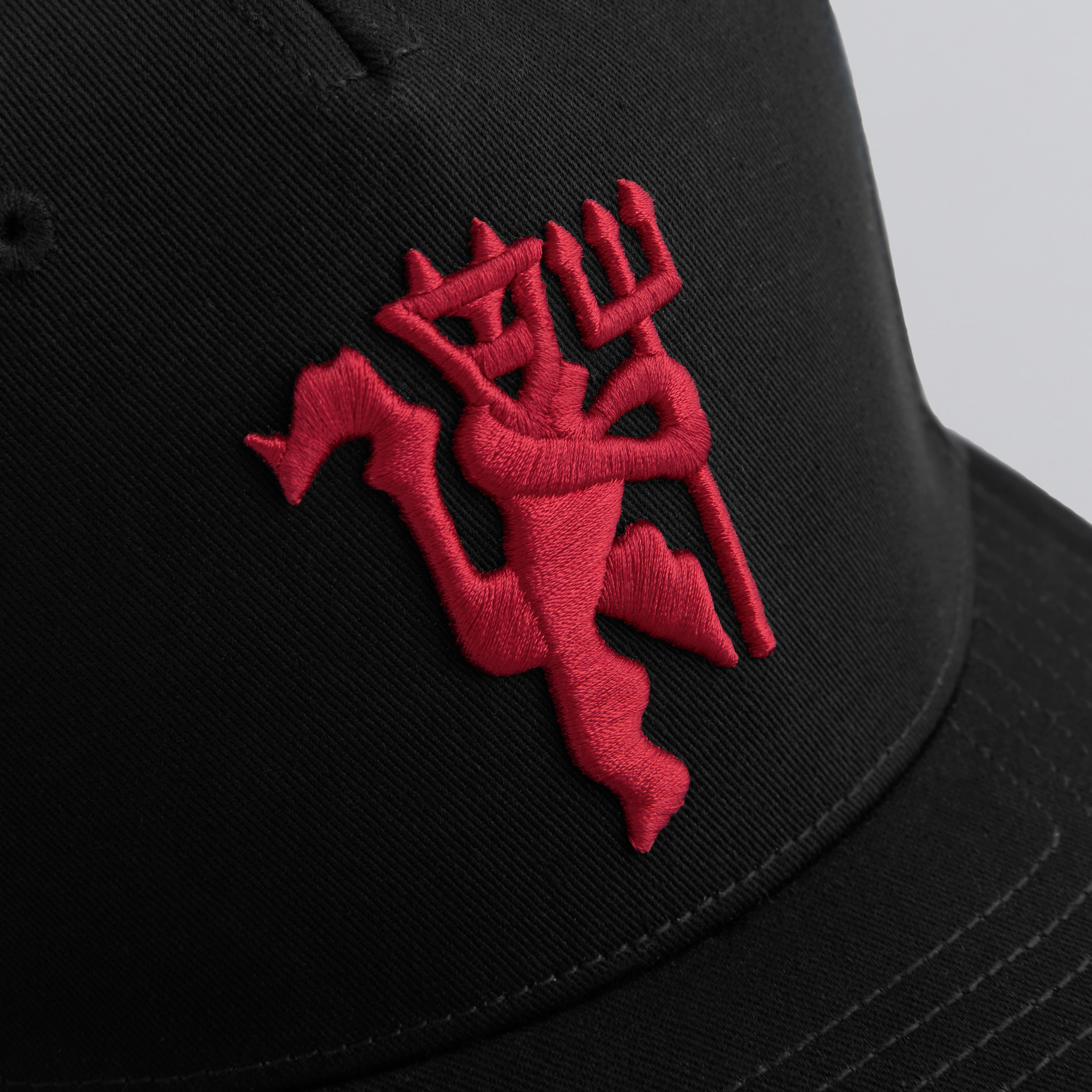 Manchester United x adidas Home Snapback Cap Black 黑色 细节 [5-5]