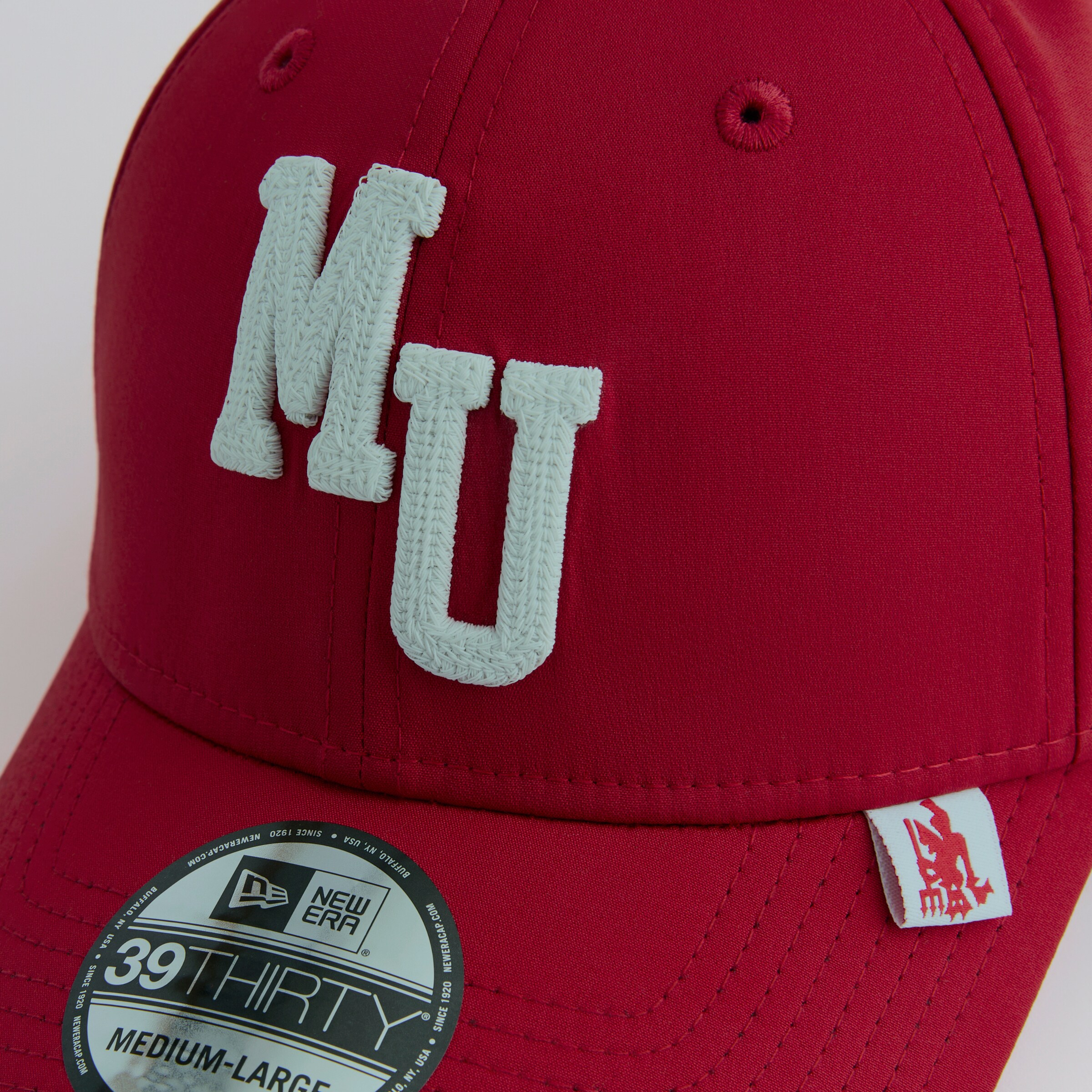 Manchester United x New Era MU 39Thirty Cap Red Red Detail [5-5]