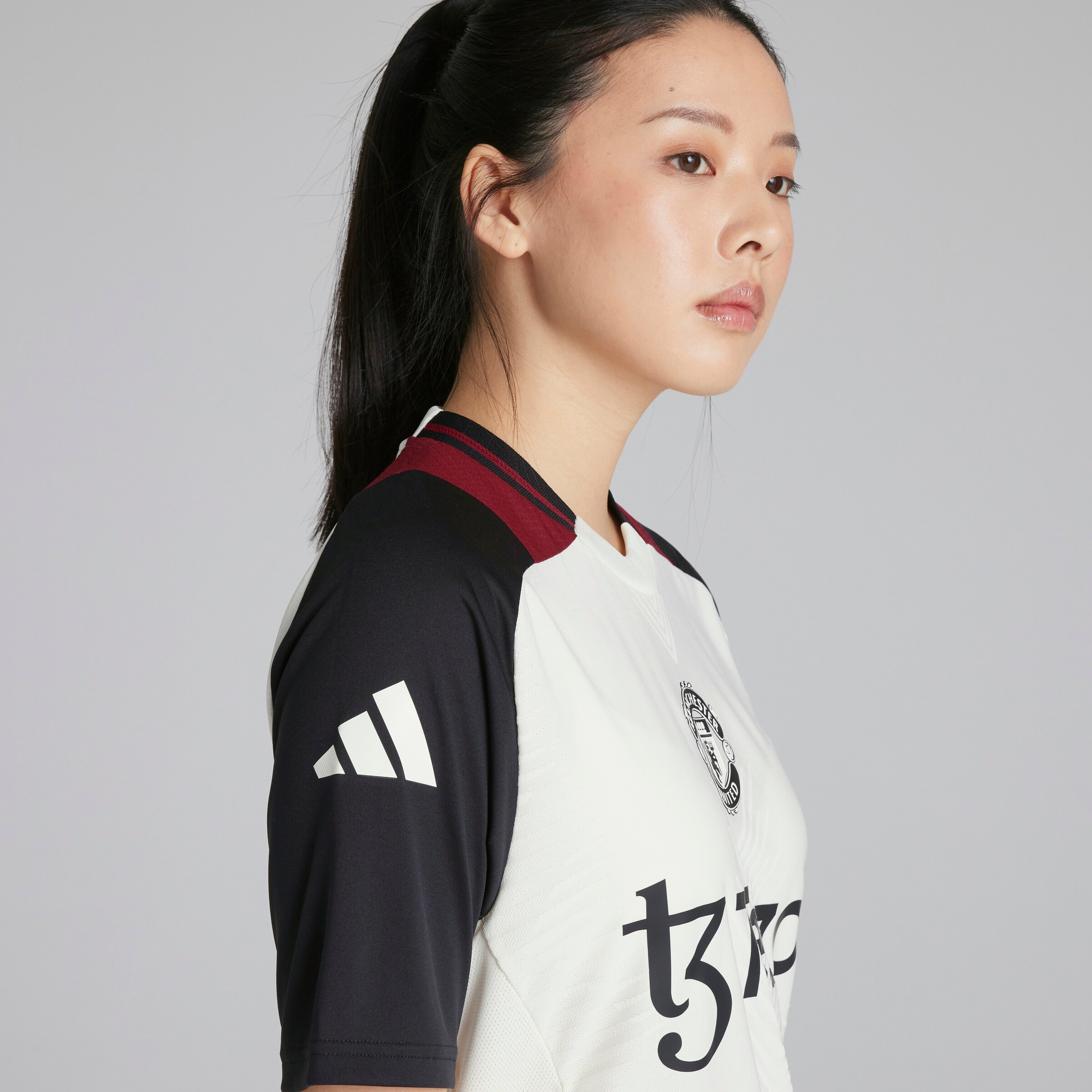 Buy Manchester United Womens Training Tiro 24 Jersey White