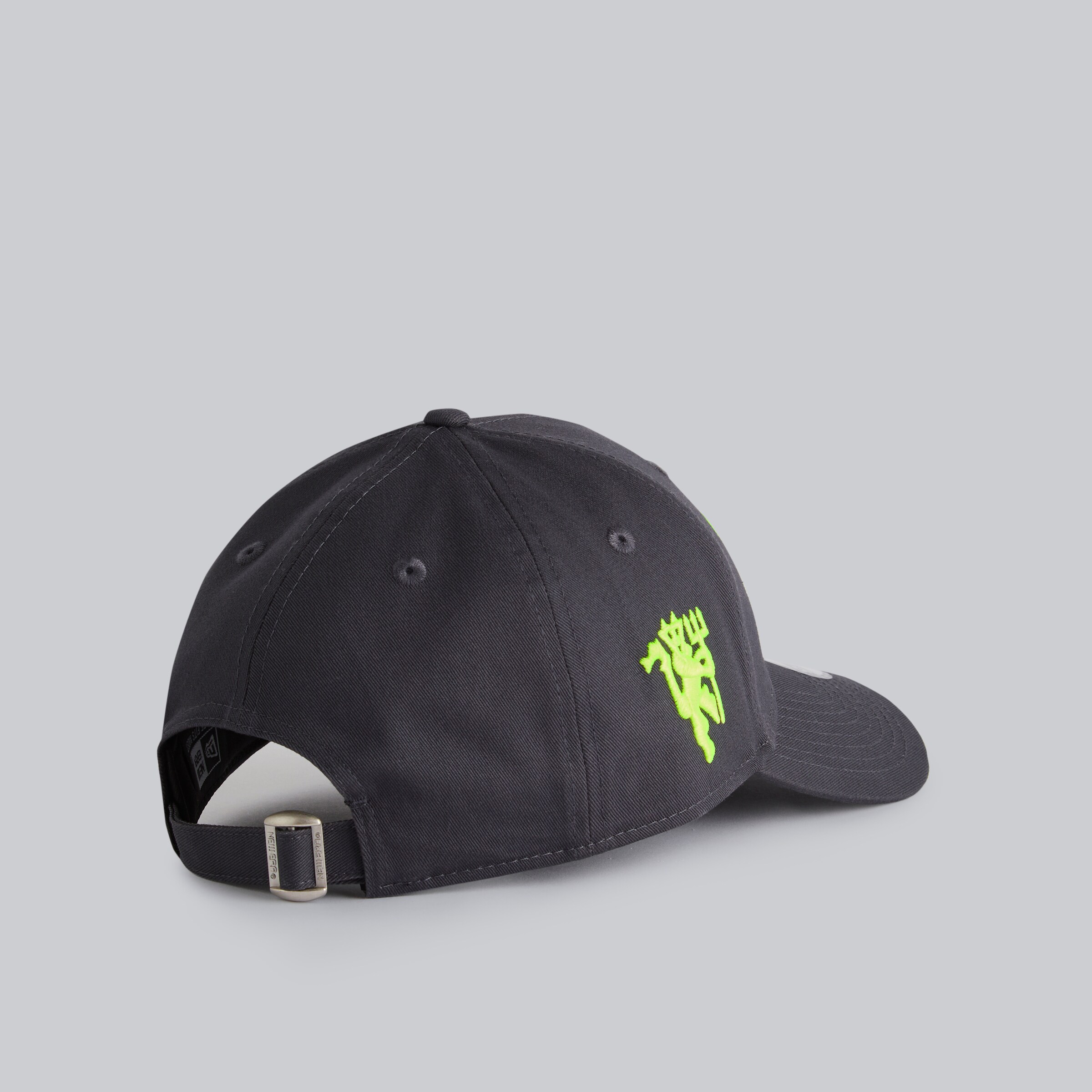 Manchester United x New Era Neon MUFC 9Forty Cap Grey Grey Detail [4-5]