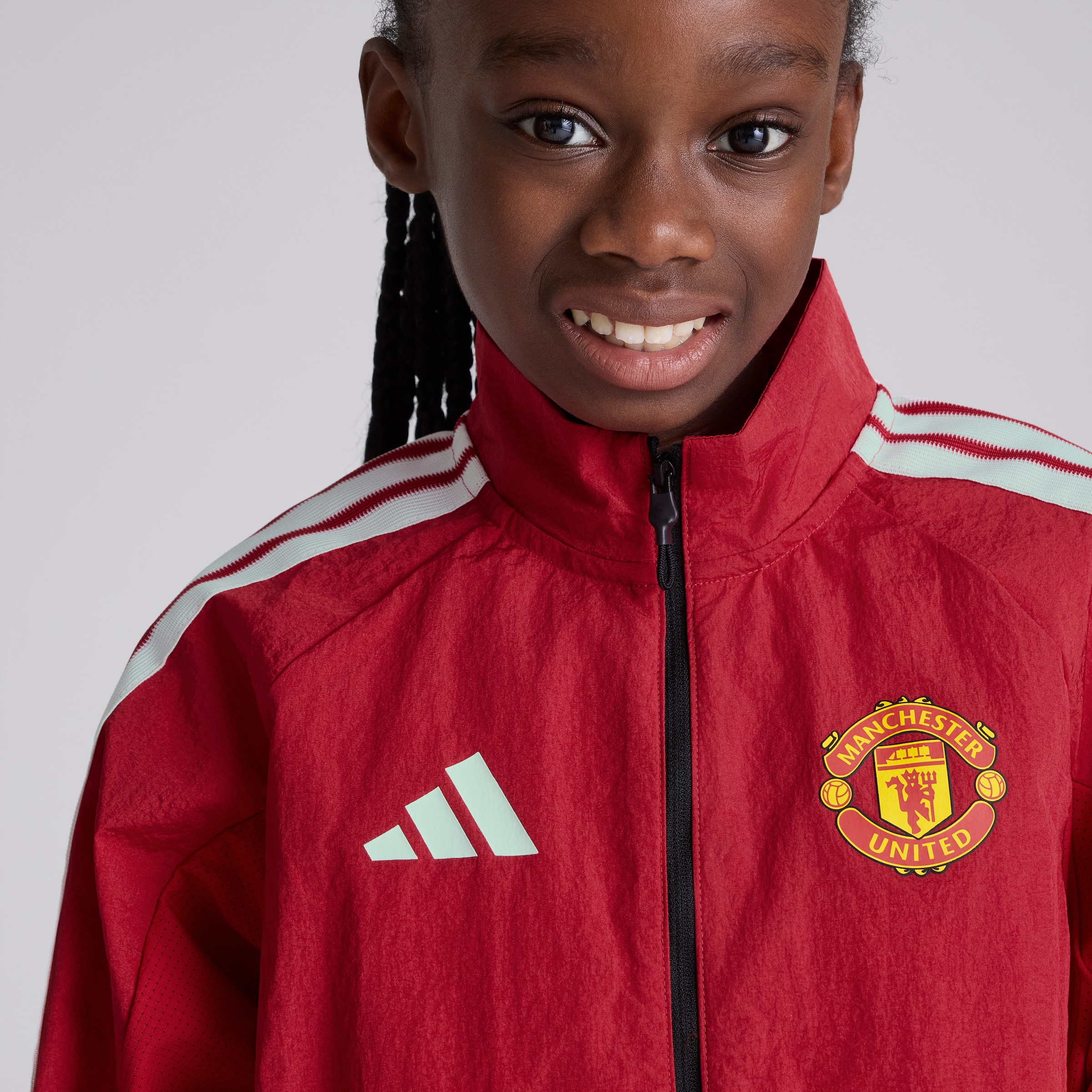 Manchester United 26/27 Kids Anthem Jacket Red Rojo Detalle [5-5]
