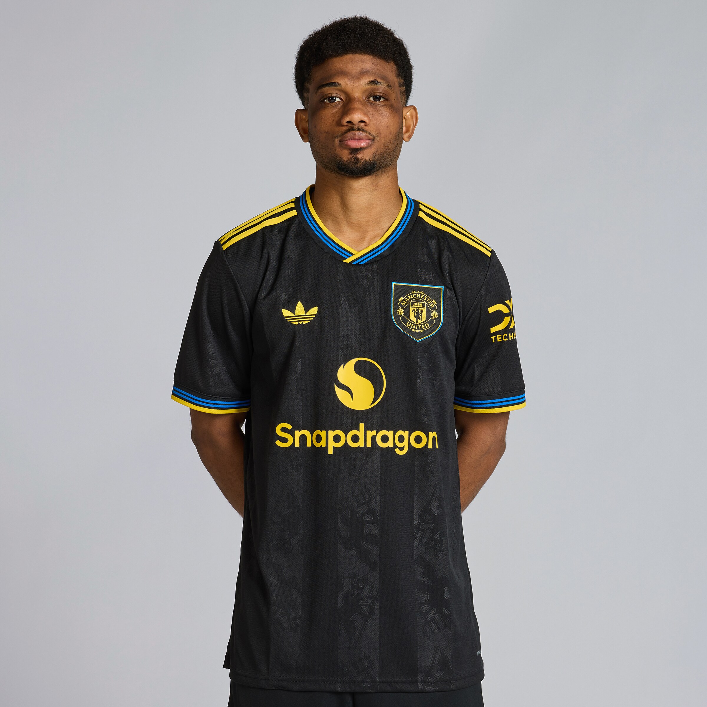 Manchester United 25/26 Third Jersey with Amad 16 EPL Printing & Badge Black Detail [2-4]