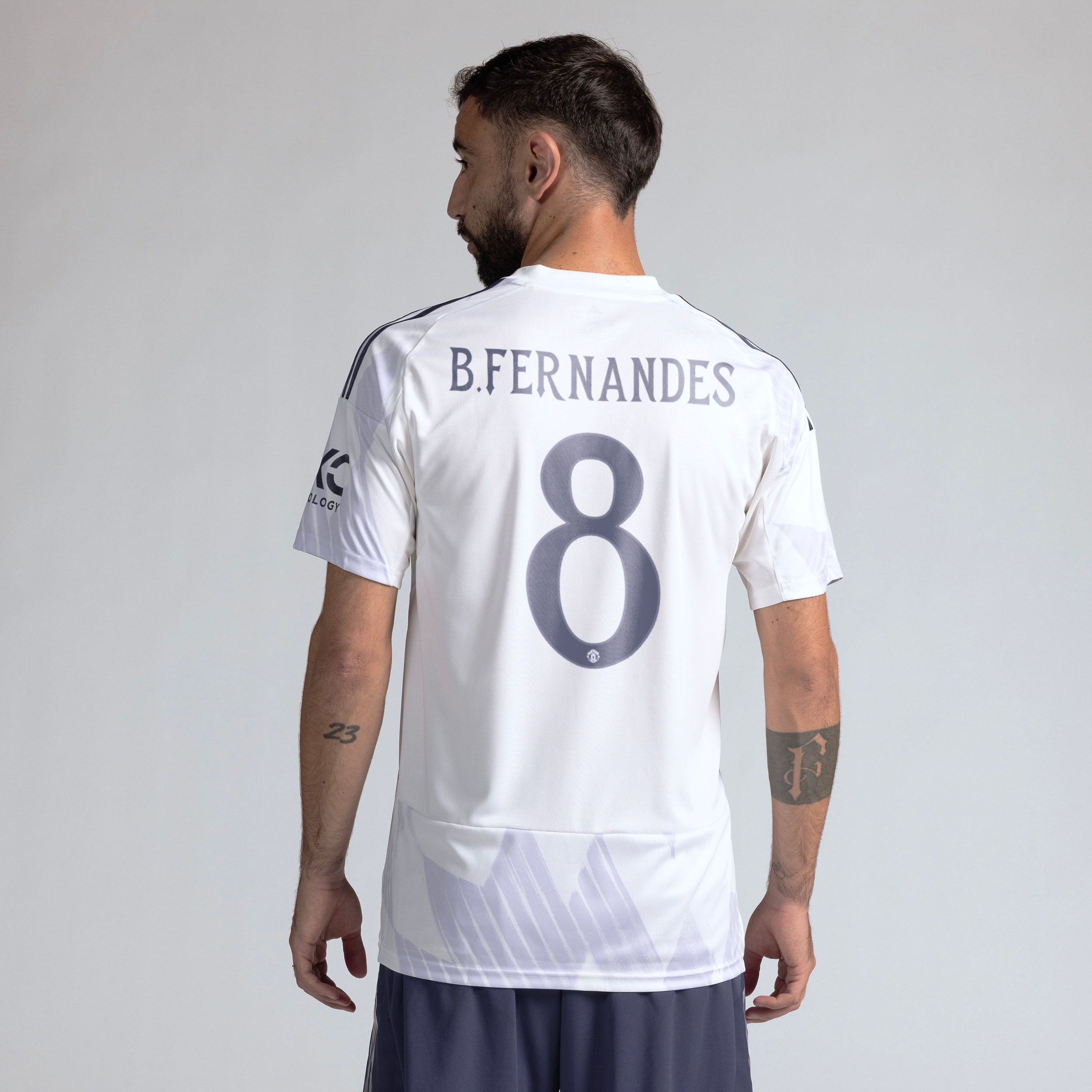Manchester United 25/26 Away Jersey with Fernandes 8 Club Printing White