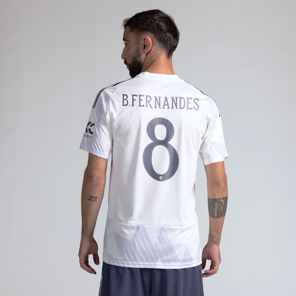 Manchester United 25/26 Away Jersey with Fernandes 8 Club Printing White