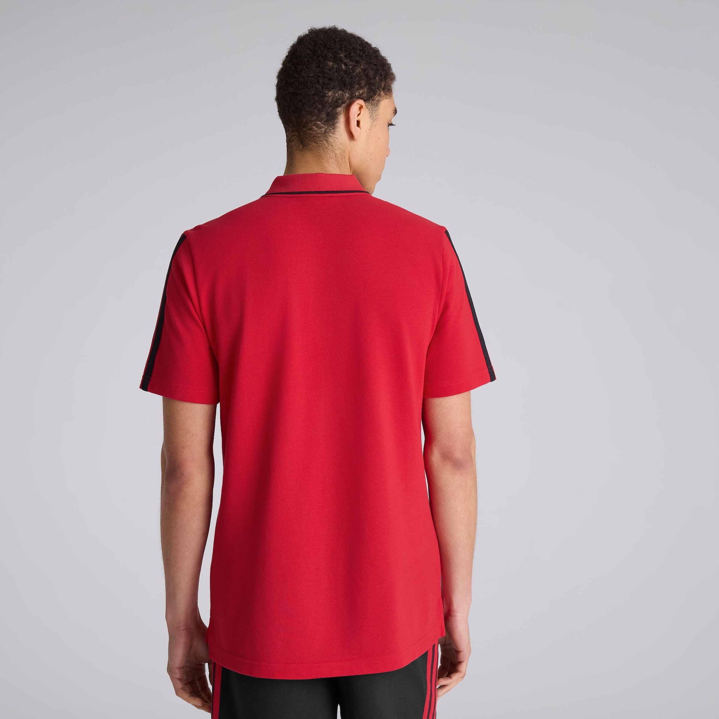 Manchester United x adidas DNA Polo Shirt Red Rojo Detalle [2-5]