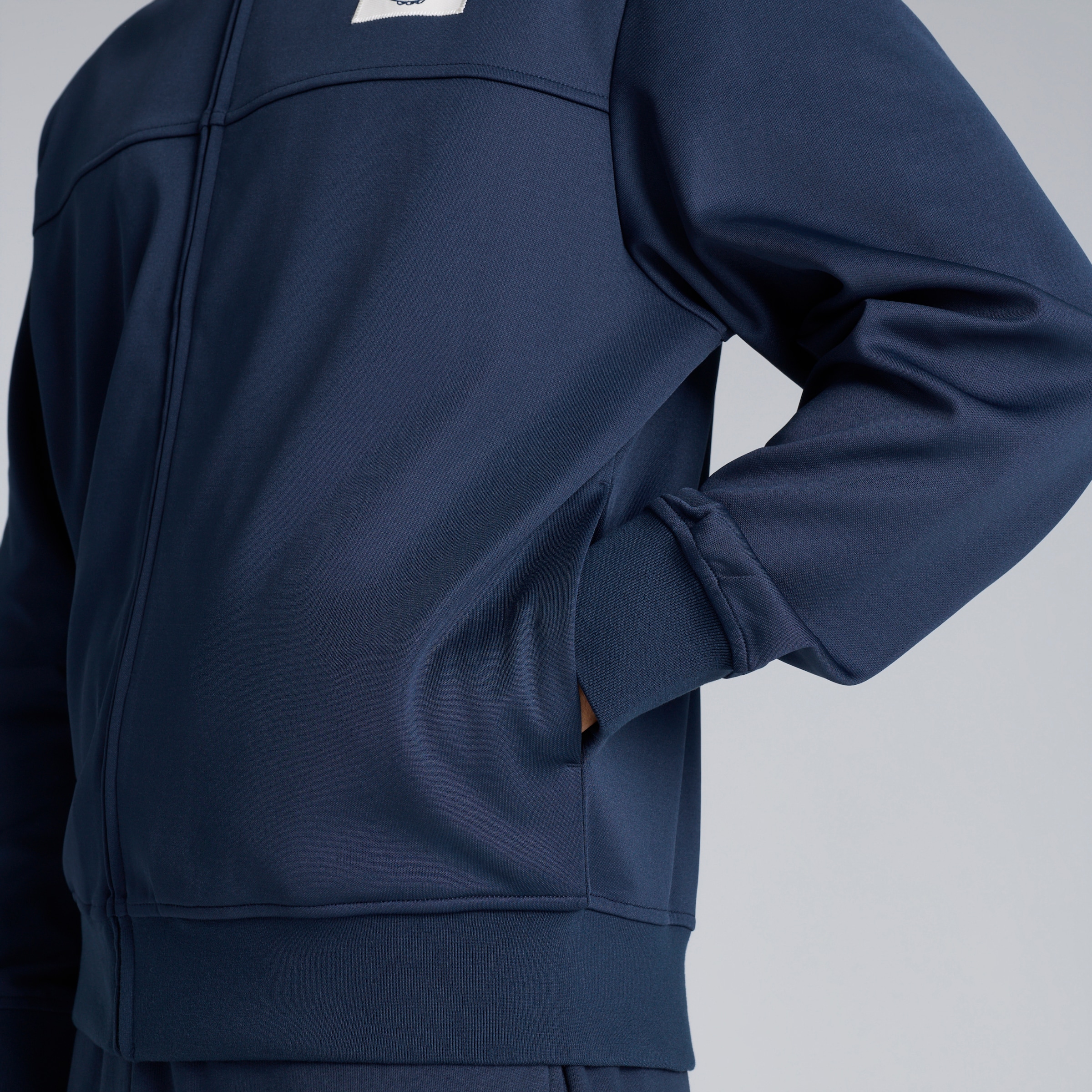Manchester United Heritage Bar Stripe Tracksuit Jacket Navy Navy blue Detail [4-5]