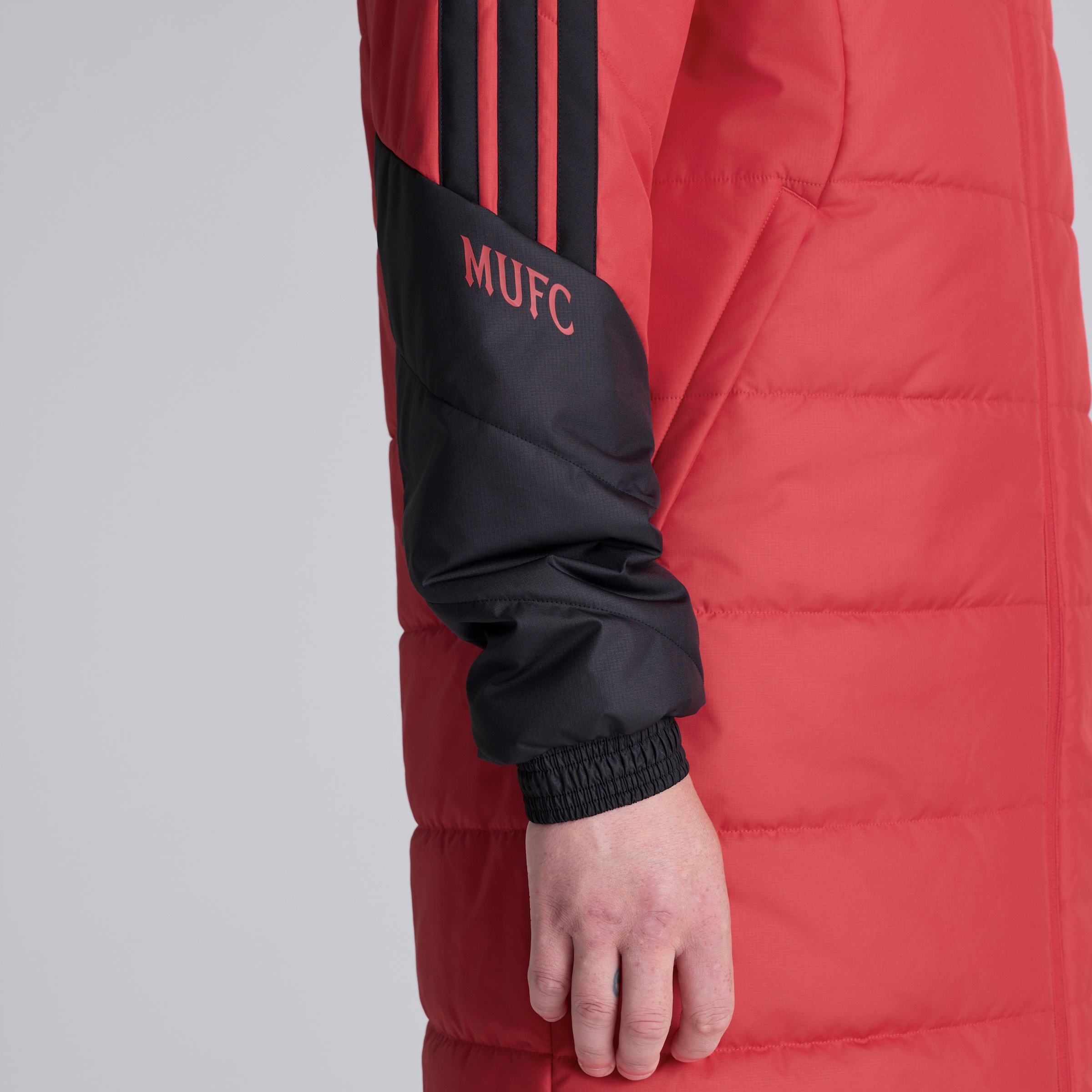 Manchester United 26/27 Training Tiro Authentic Long Coat Red Red Detail [4-6]