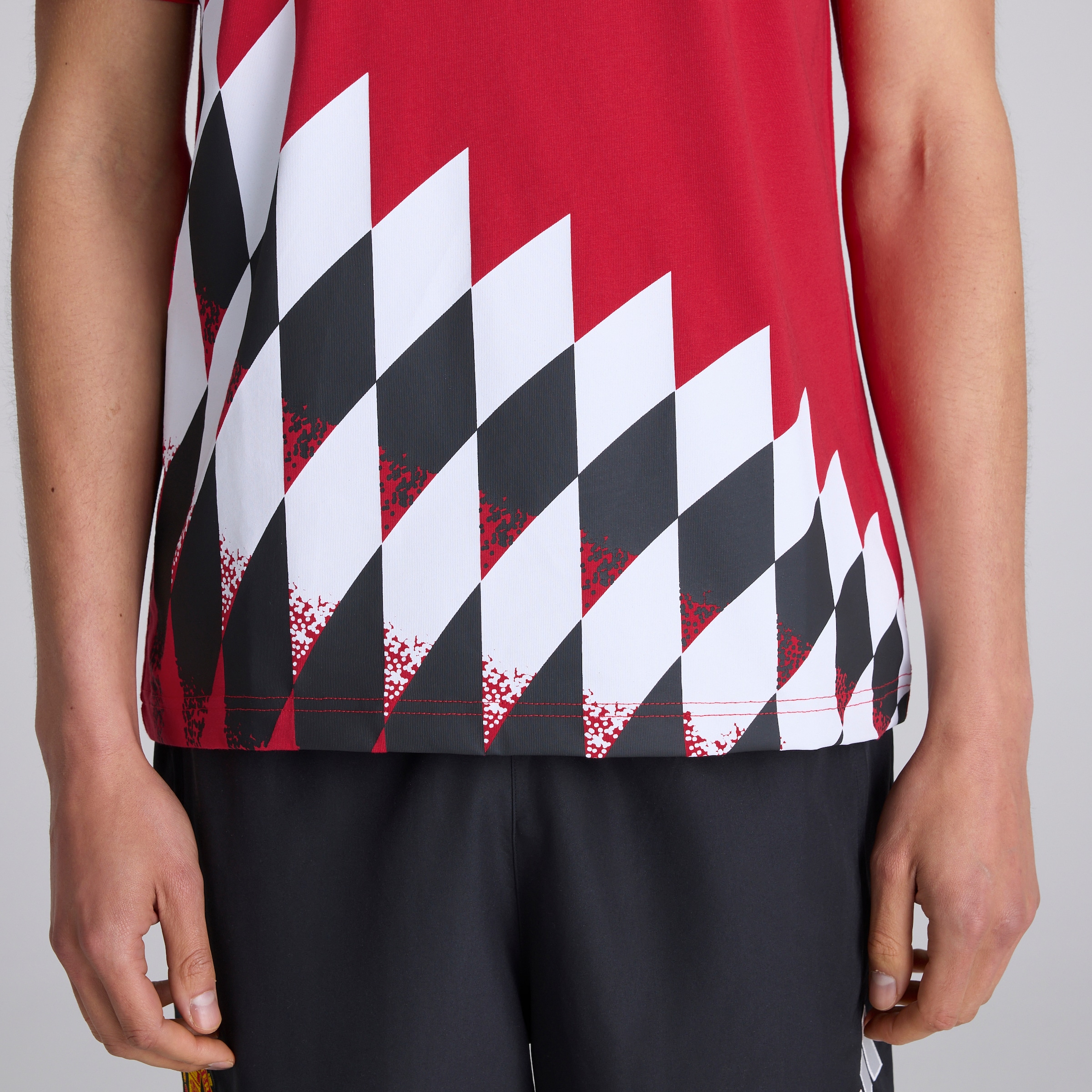 Manchester United x adidas Stadium Graphic T-Shirt Red Rojo Detalle [5-5]