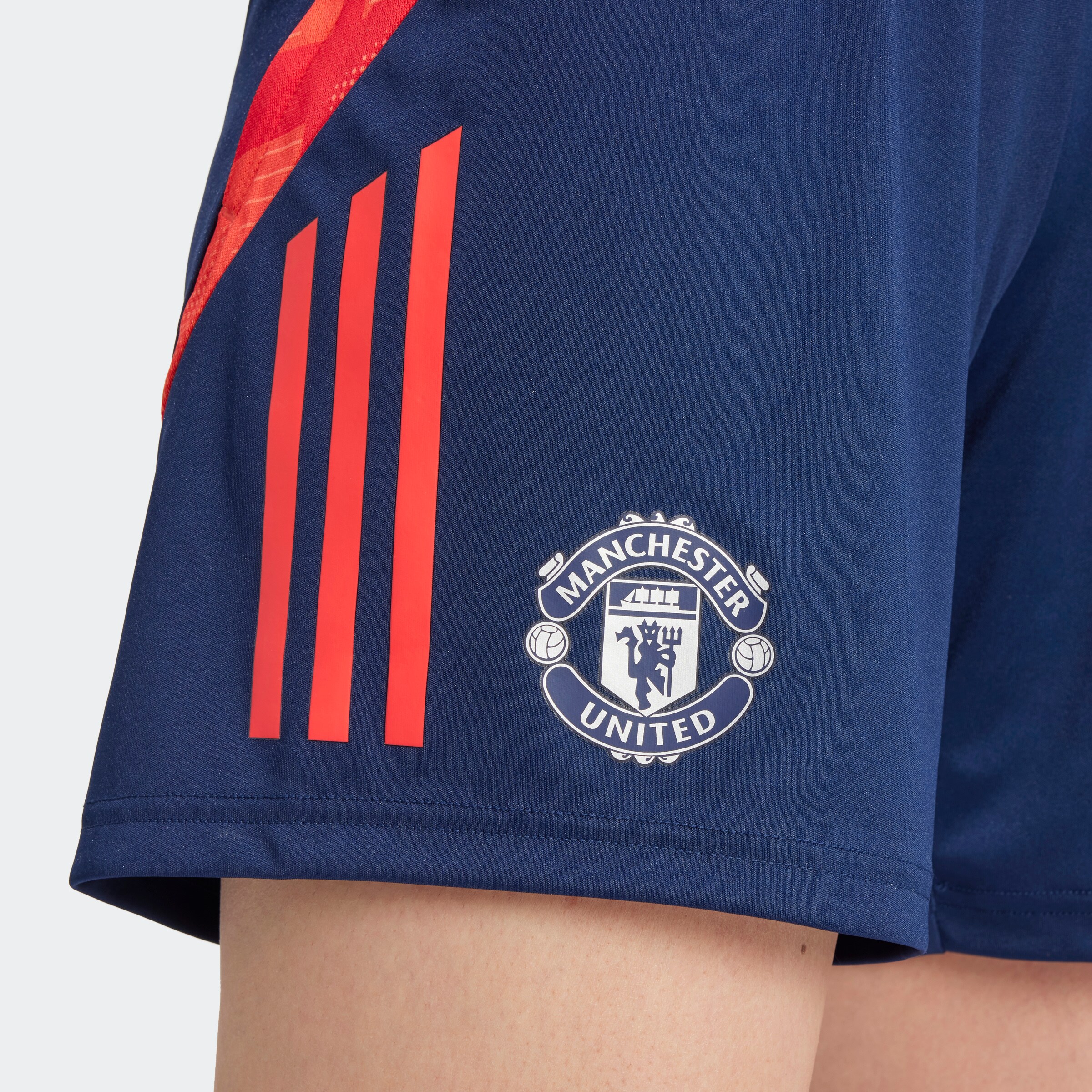 Manchester United Womens Training Tiro 24 Shorts Blue Detail [3-5]