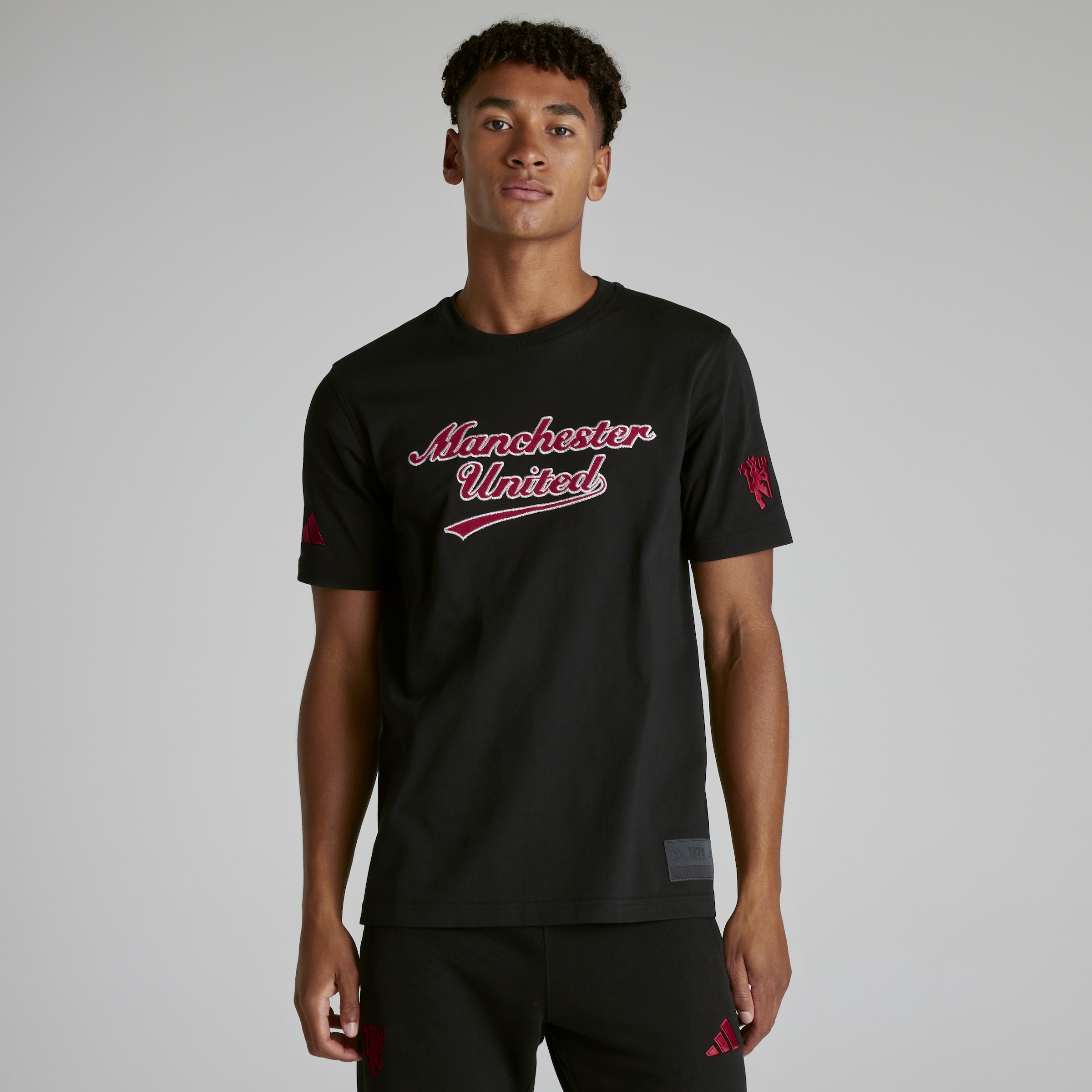 す*お様 【希少】adidas Manchester United Mシャツ 黒 adidas Manchester United Icon Jersey 'Black' HT2002