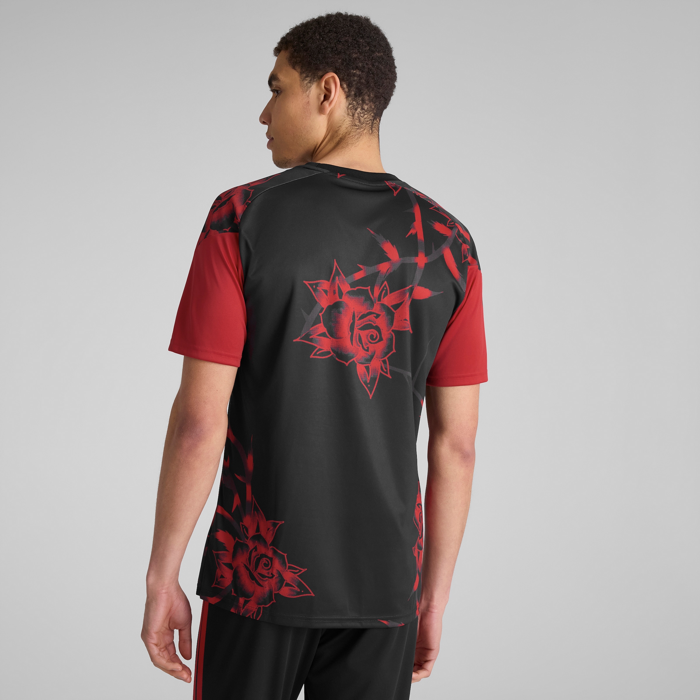 Manchester United 26/27 Home Pre Match Jersey Red Detail [2-5]
