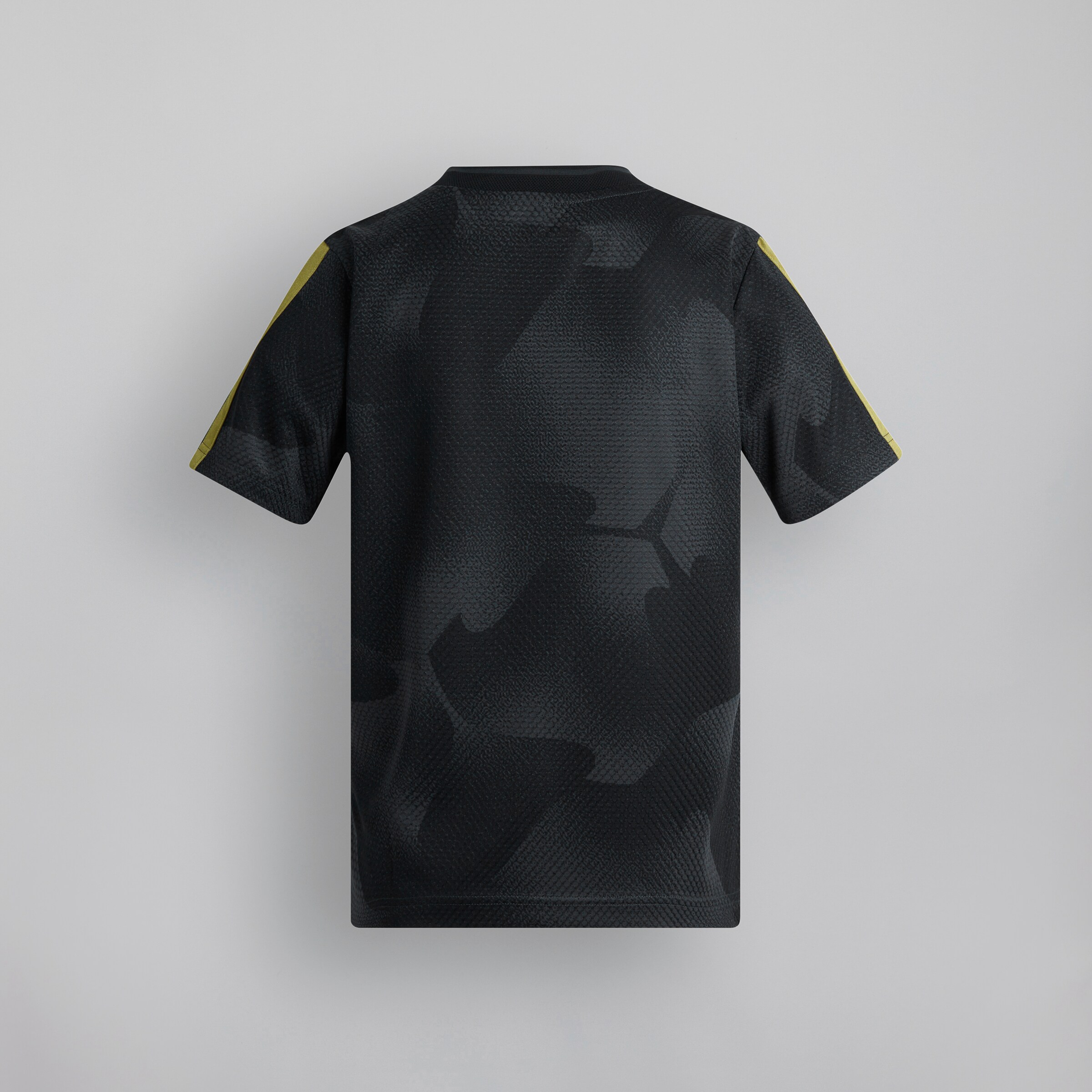 Manchester United x adidas Kids House of Tiro Cargo T-Shirt Black Black Detail [2-2]