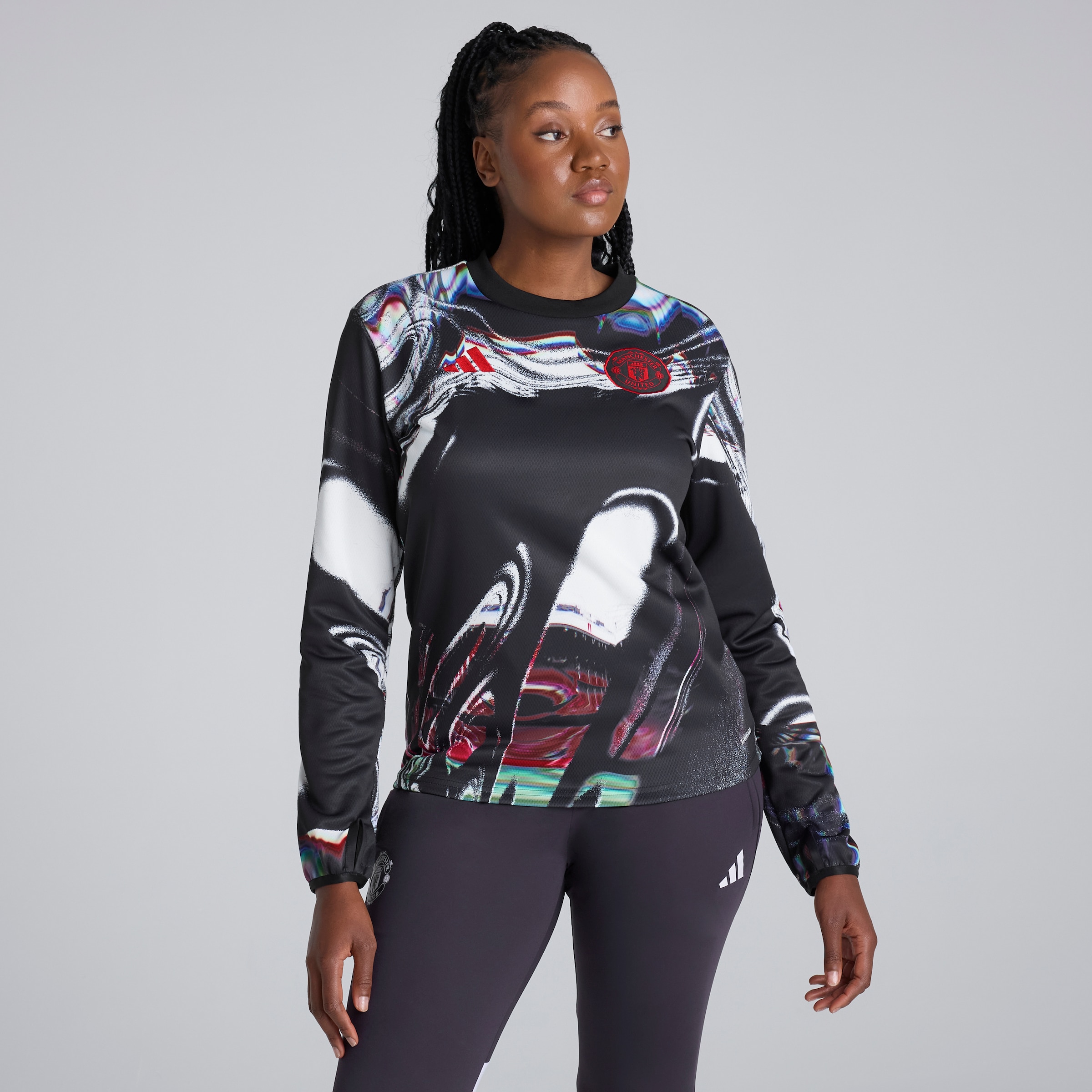 Manchester United 25/26 Pre Match Warm Top Black