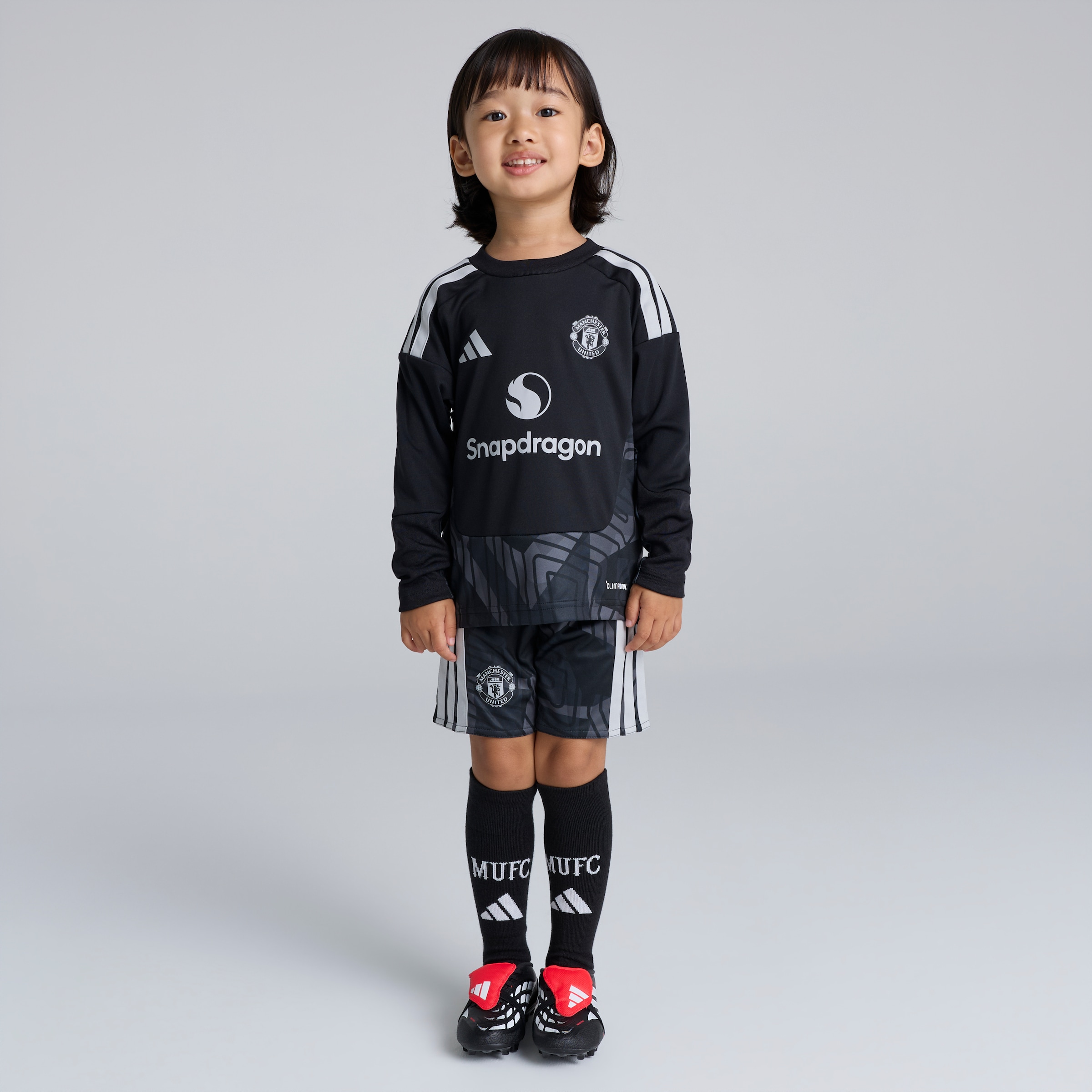 Manchester United Kids 26/27 Home Goalkeeper Mini Kit Black 검정색 세부 사항 [3-7]