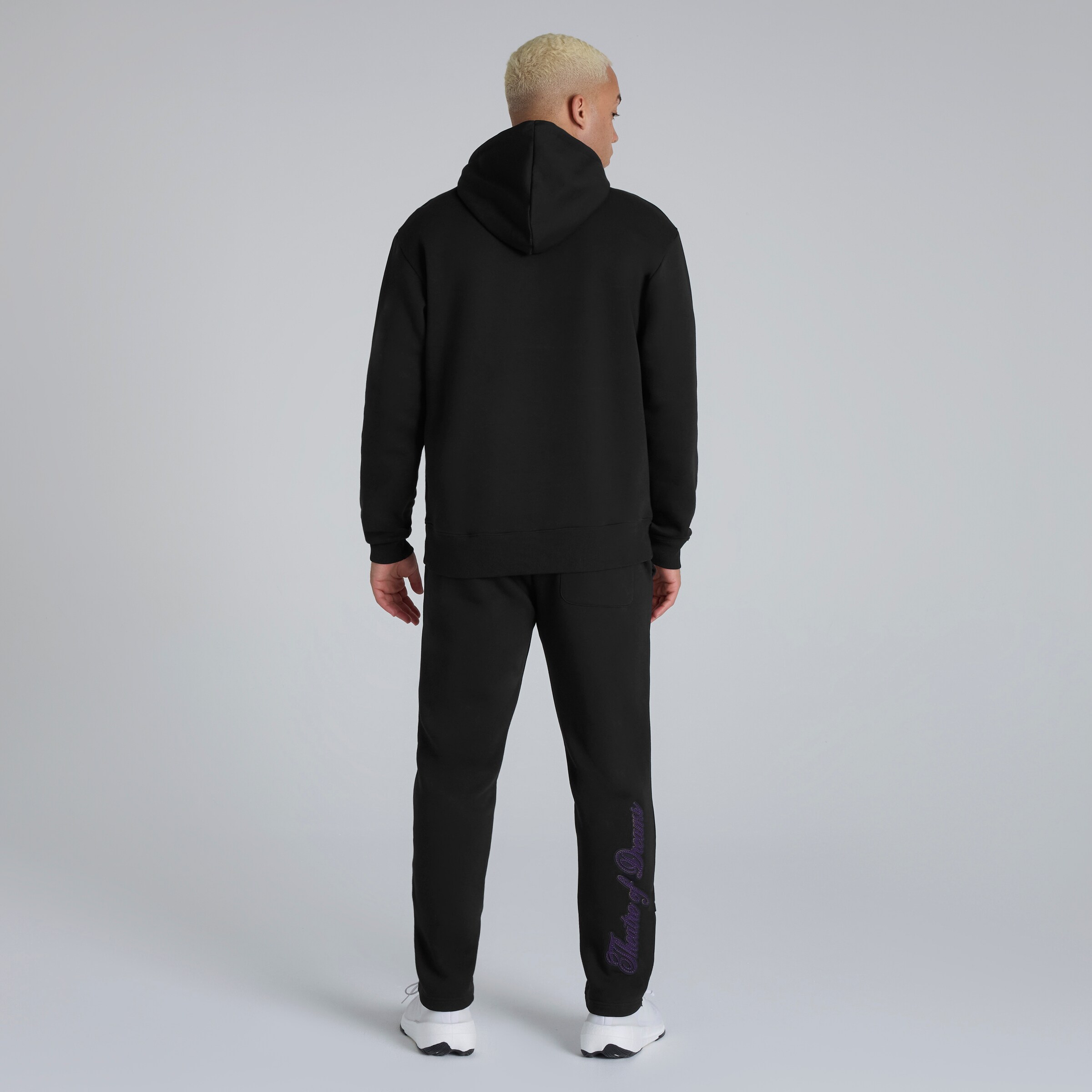 Manchester United x adidas Seasonal Pant Black Noir Détail [2-6]