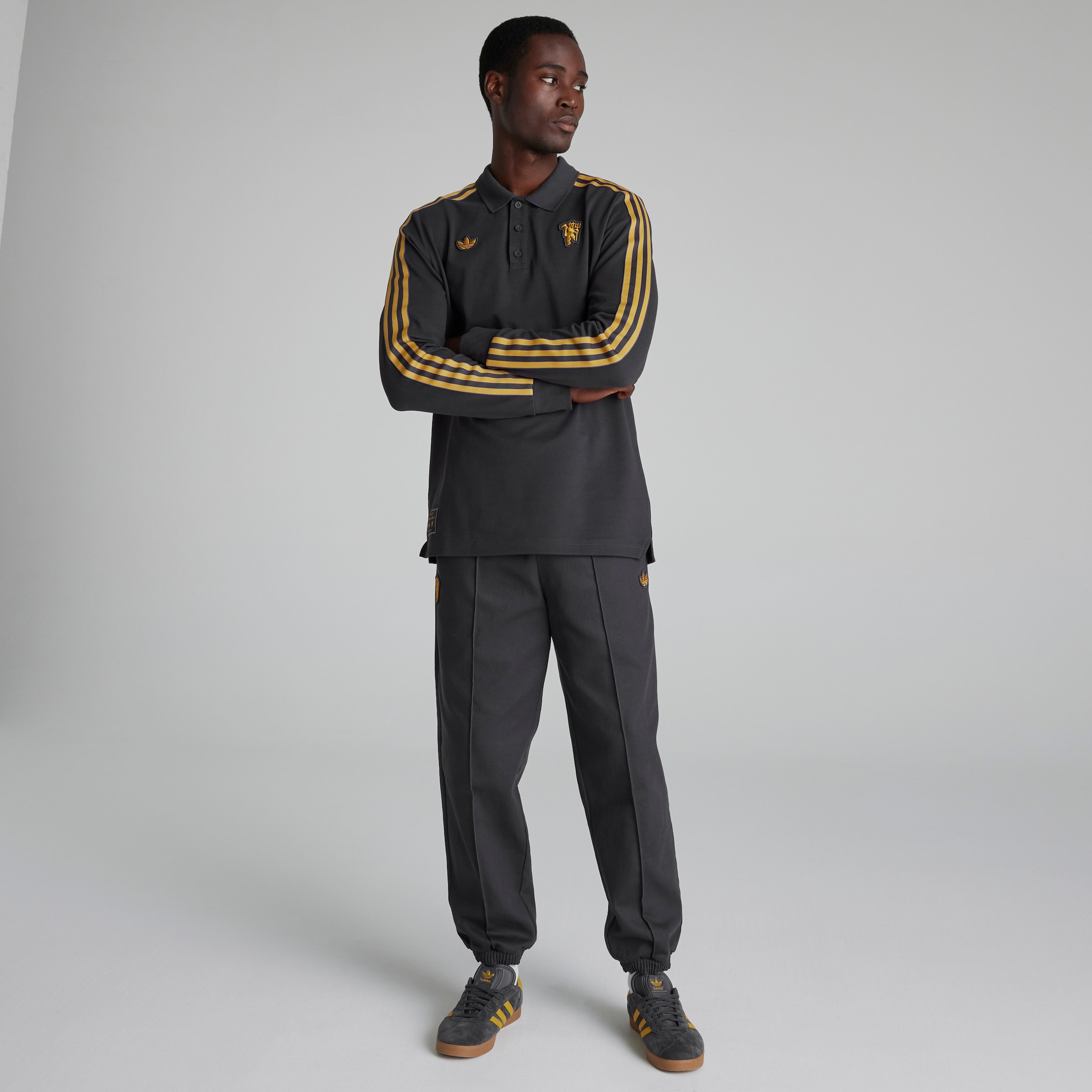 Manchester United Terrace Icons Long Sleeve Polo Shirt Noir Détail [3-5]