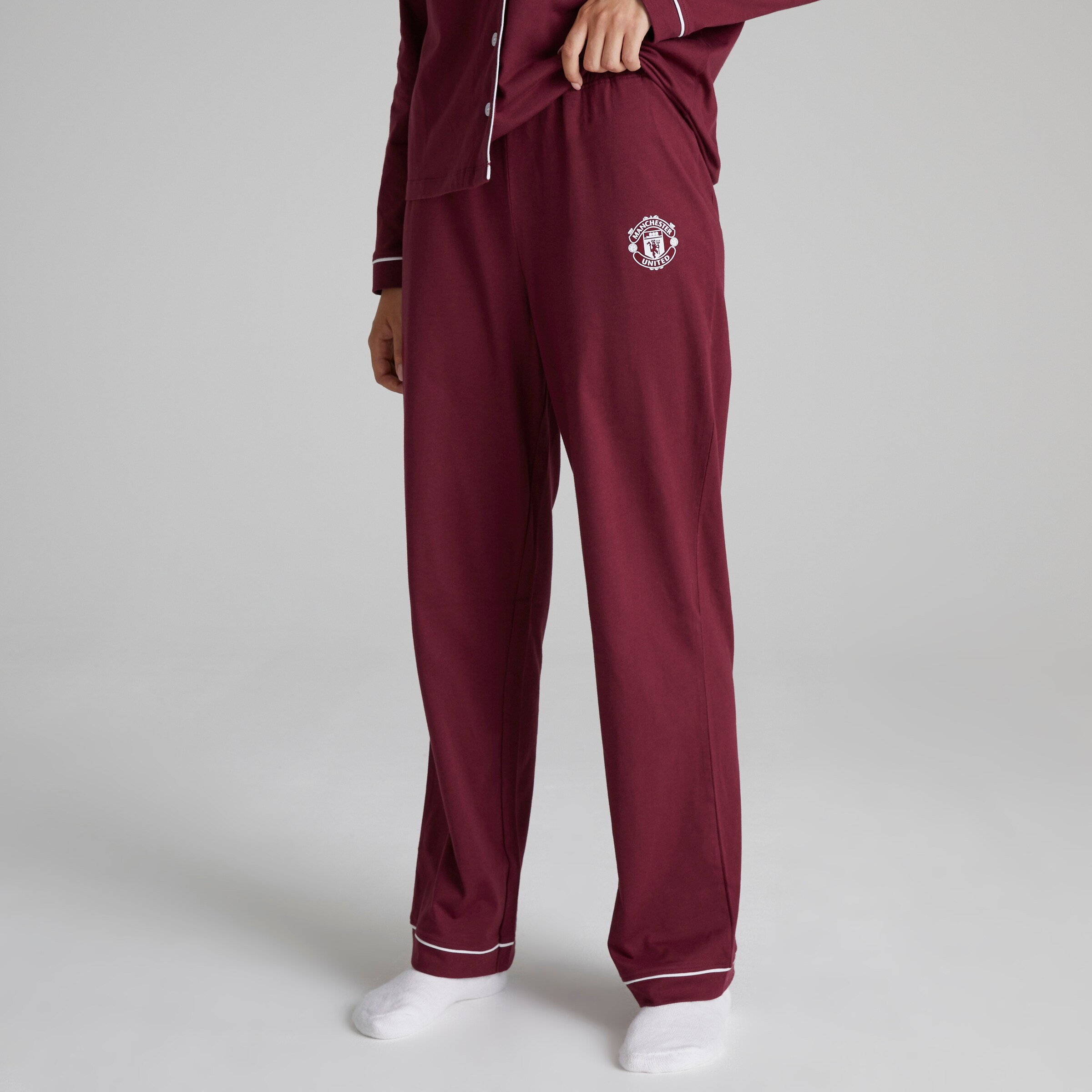Manchester United Womens Button Through Pyjama Set Burgundy Detail [4-6]