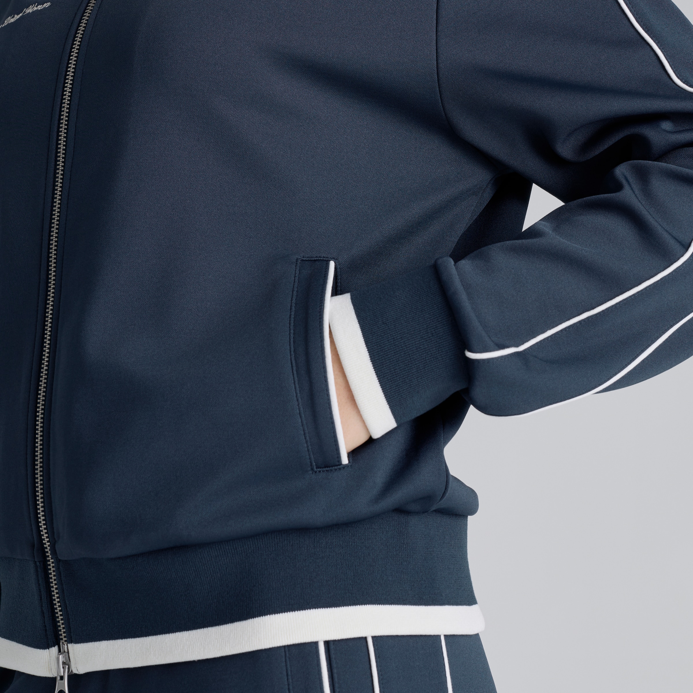 Manchester United Women Womens Track Jacket Navy Navy blue Detail [4-5]