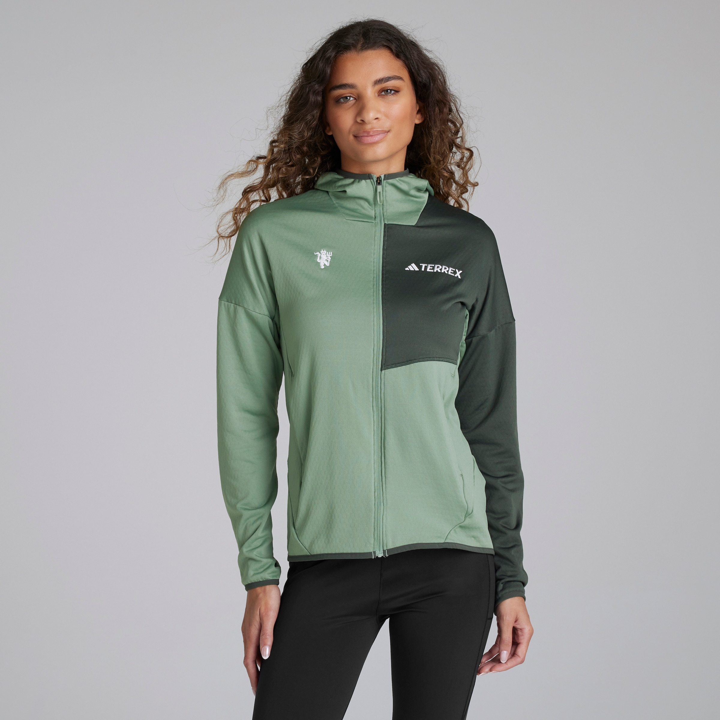 Buy Manchester United x adidas Womens Terrex Xperior Light