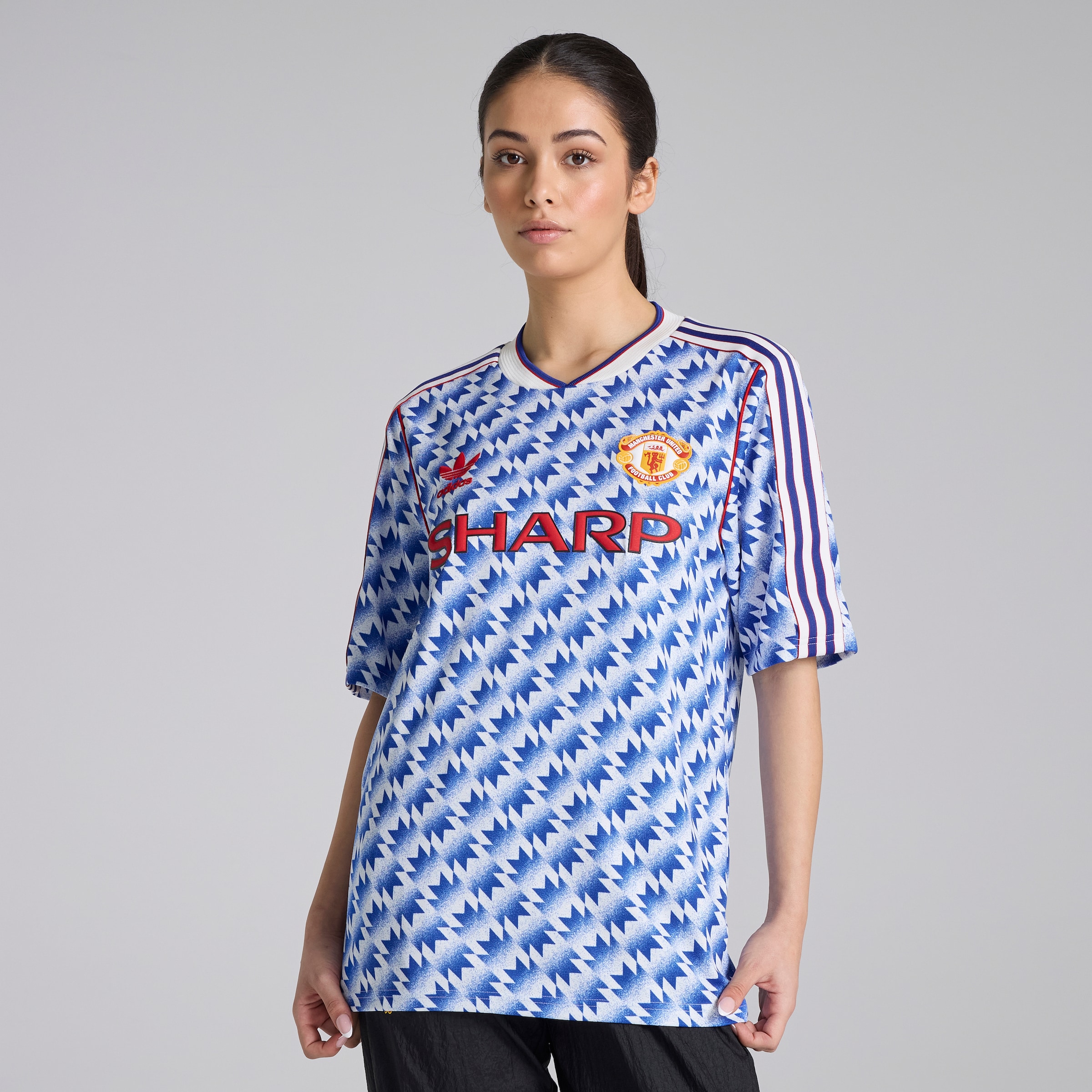 Manchester United x adidas Bringback 90/92 Away 11 Printed Jersey Blue Bleu Détail [6-8]