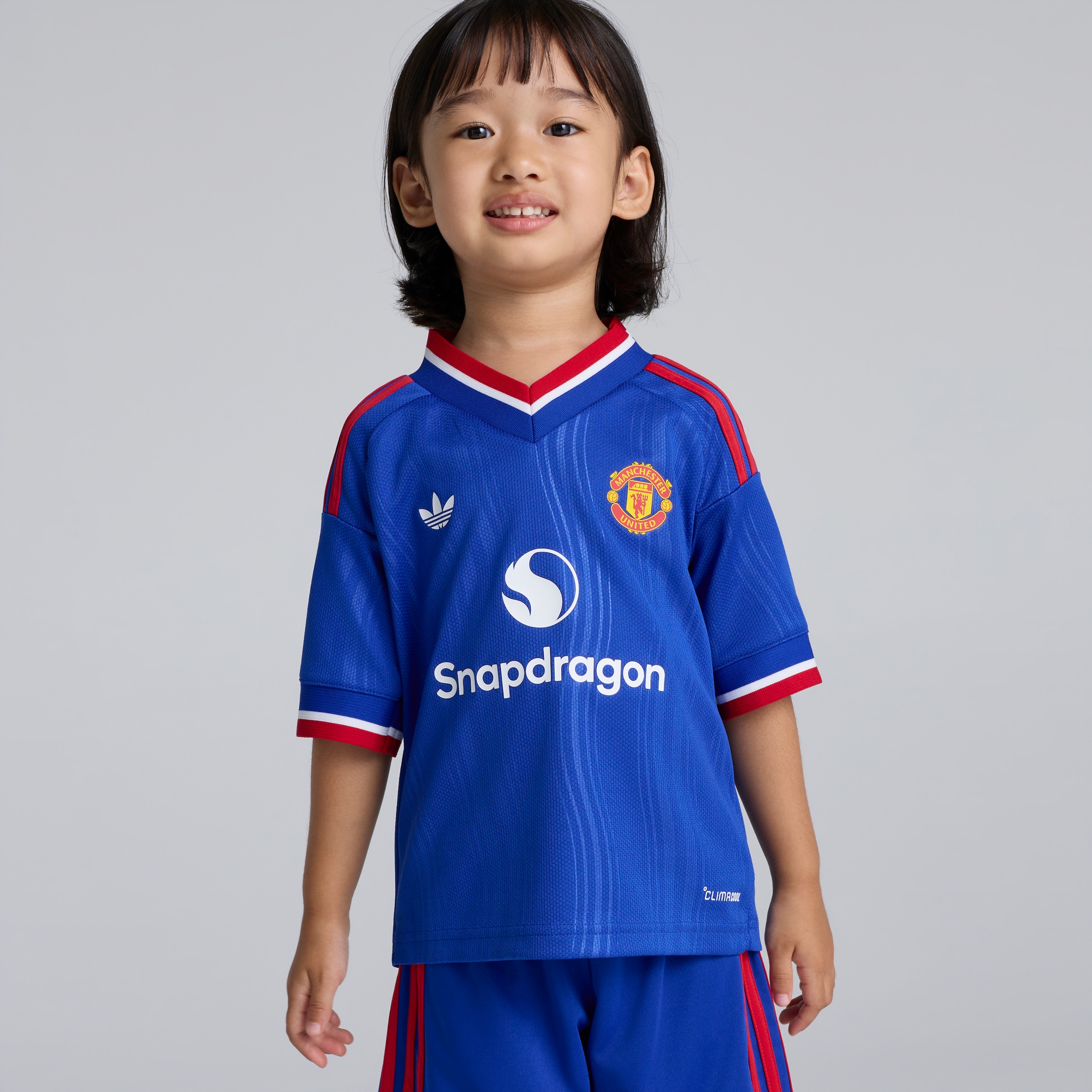 Manchester United Kids 26/27 Away Mini Kit 蓝色 细节 [4-7]