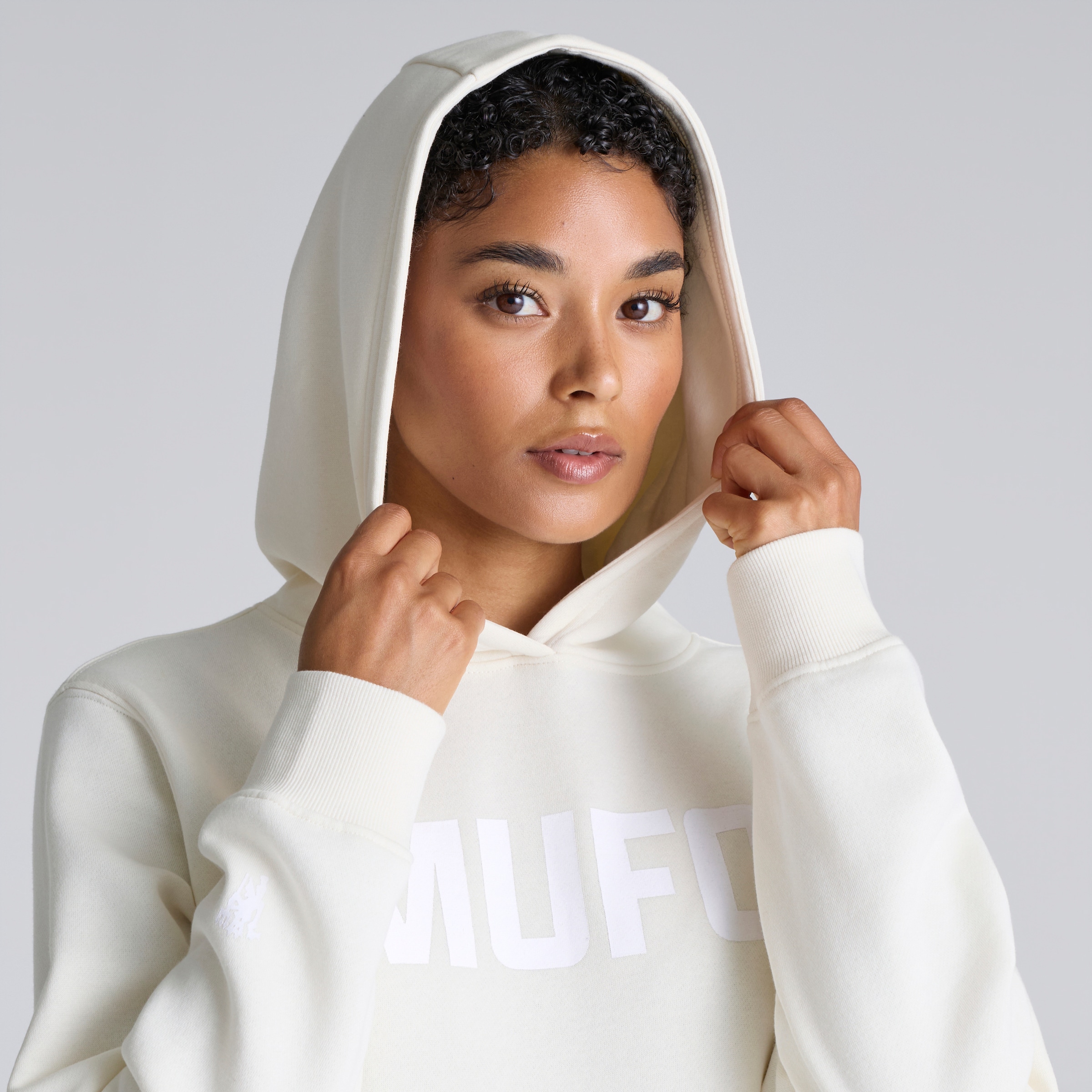 Manchester United MUFC Womens Hoodie Cream Beige Detail [5-5]