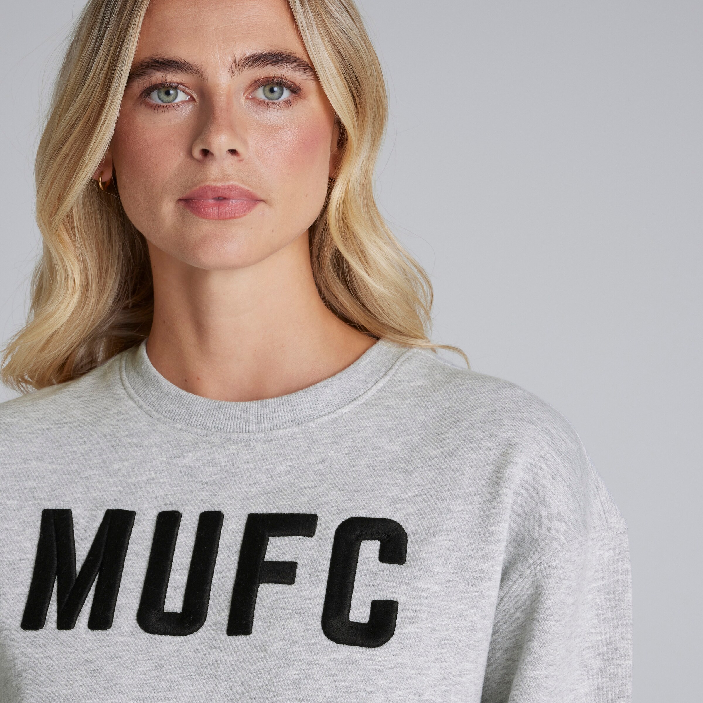 Manchester United Womens MUFC Sweatshirt Grey Gris Détail [4-4]