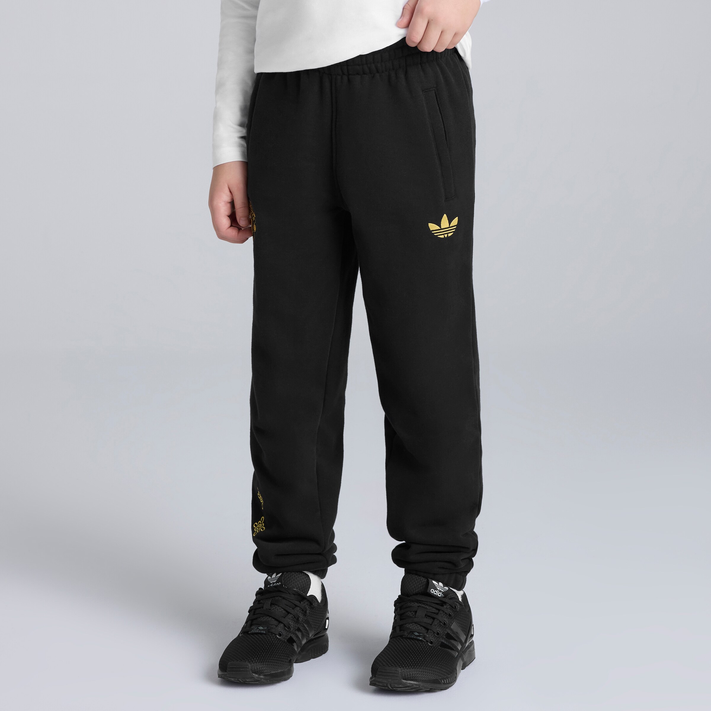 Manchester United Cultural Story Joggers Kids 검정색 세부 사항 [2-5]