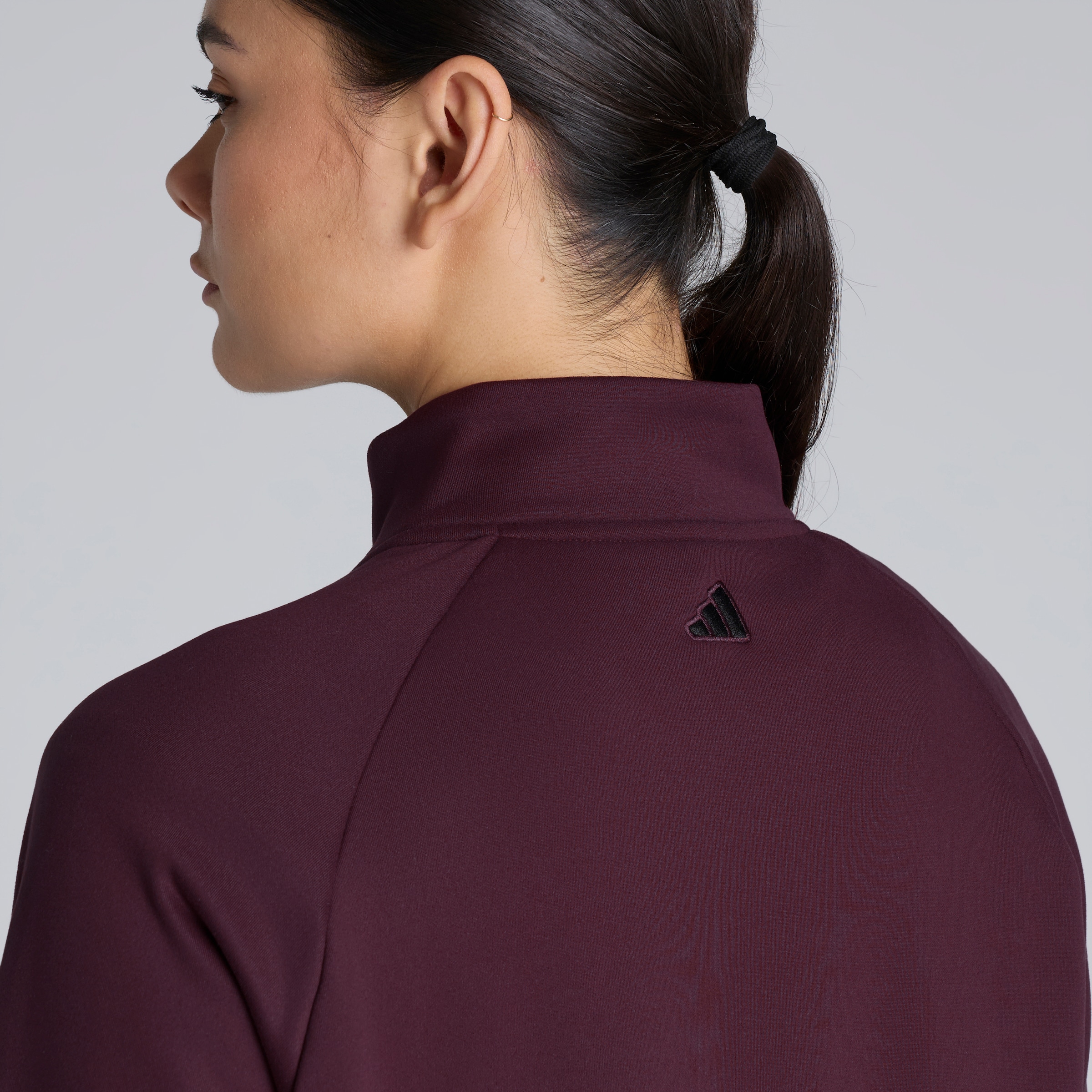 Manchester United x adidas Womens Golf Ultimate 365 Quarter-Zip Maroon Brown Detail [6-6]