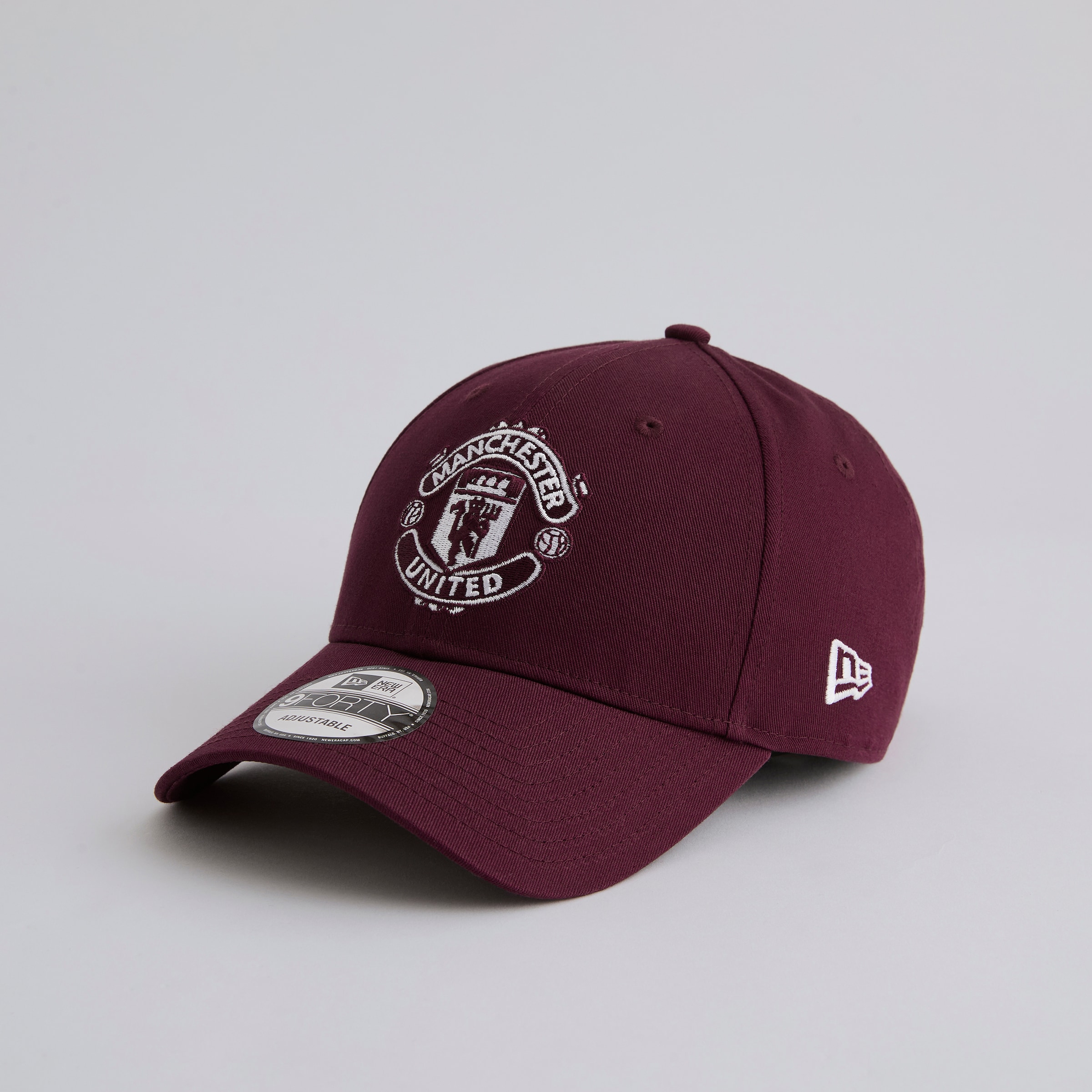 Manchester United x New Era 9Forty Cap Burgundy Red Detail [3-5]