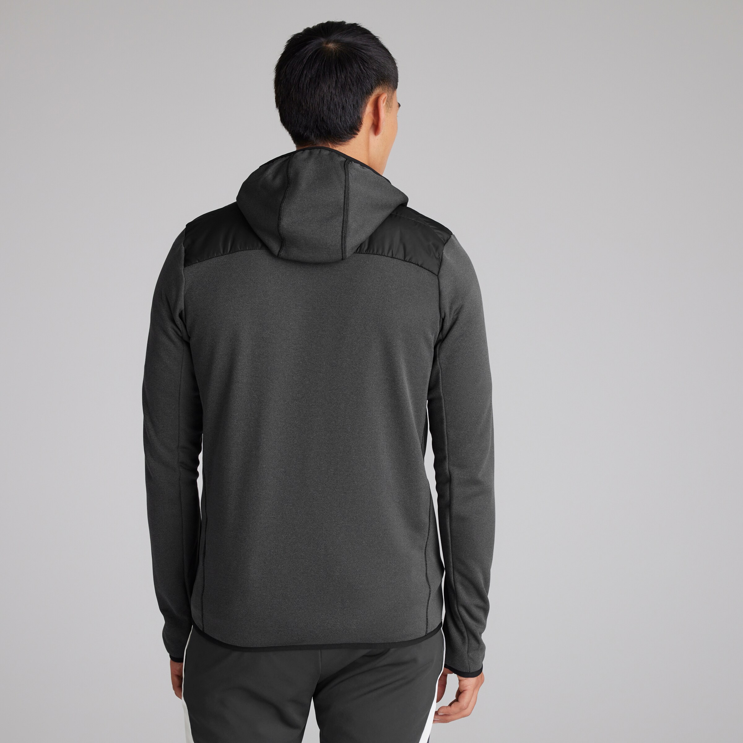 Manchester United x adidas Mens Terrex Hybrid Insulated Jacket Black Black Detail [2-5]