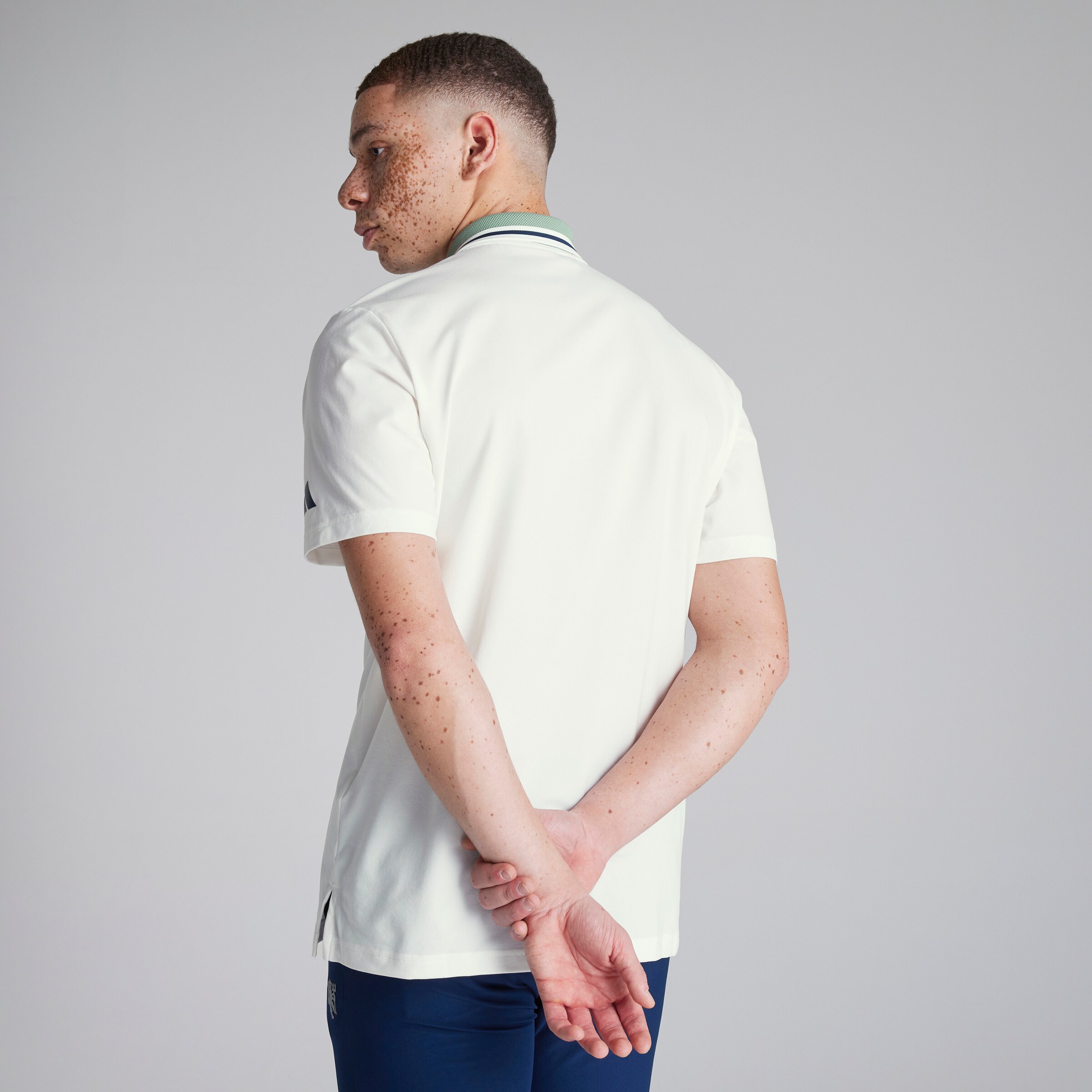 Manchester United x adidas Golf Beyond Twistknit Polo Shirt White White Detail [2-5]