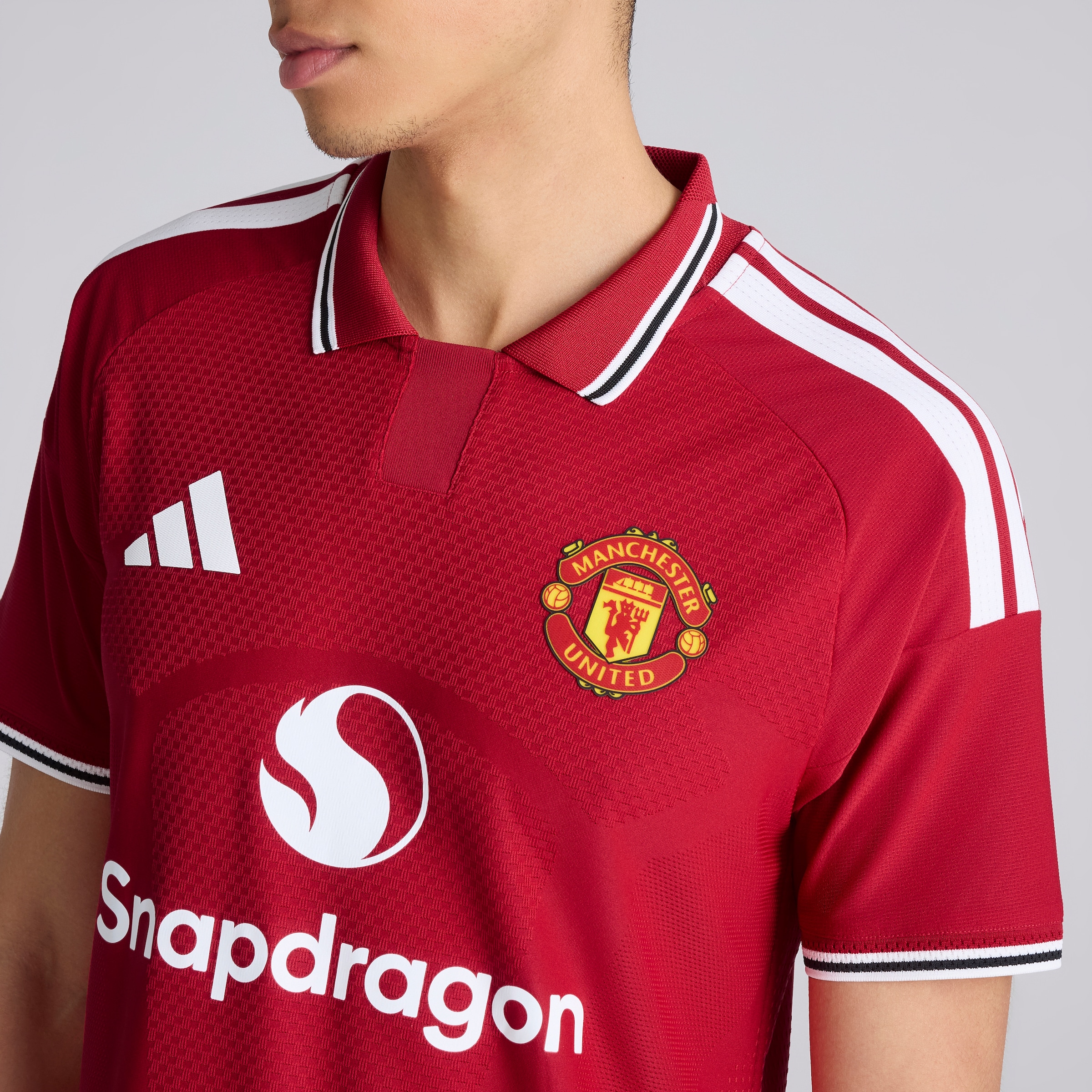 Manchester United 26/27 Home Authentic Jersey with Fernandes 8 UCL Printing & Badge Red Detail [5-5]