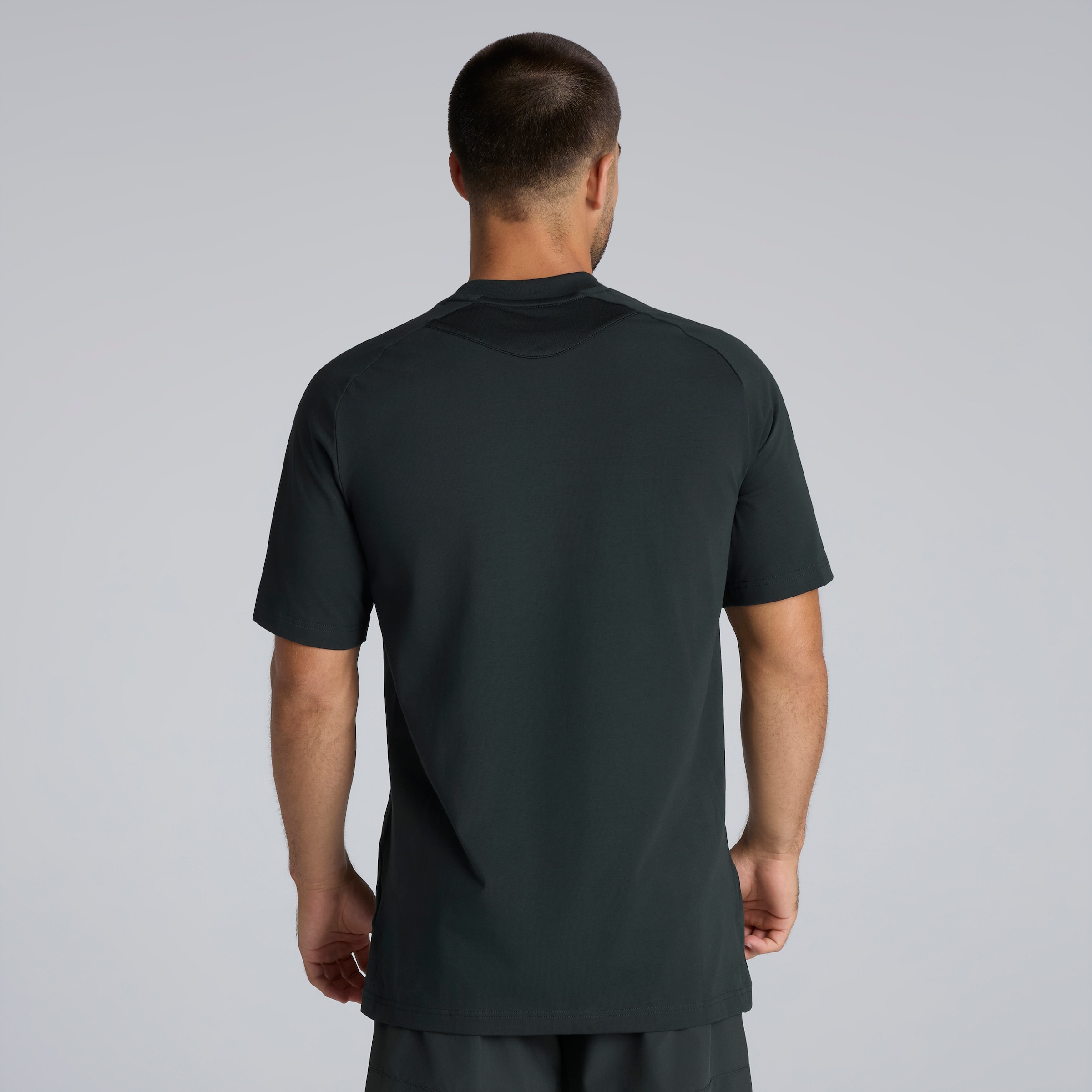 Manchester United Tiro Tech T-Shirt Green Grün Detail [2-5]
