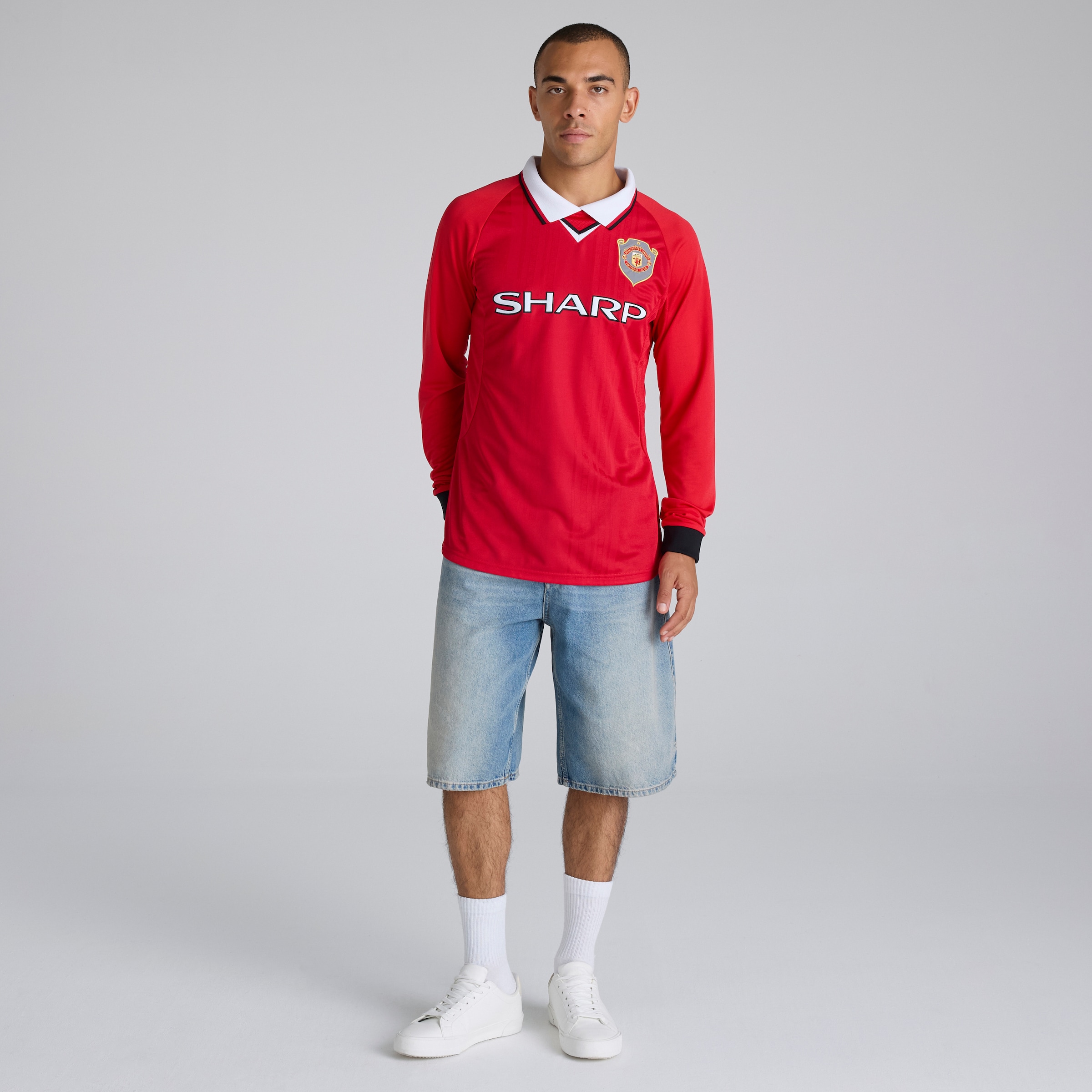 Manchester United Long Sleeve 1999 Champions League Final Shirt Red Red Detail [3-5]