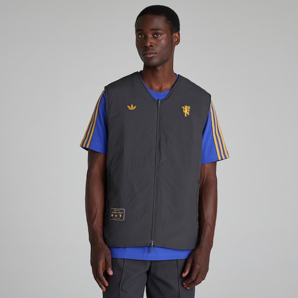 Manchester United Terrace Icons Vest Black