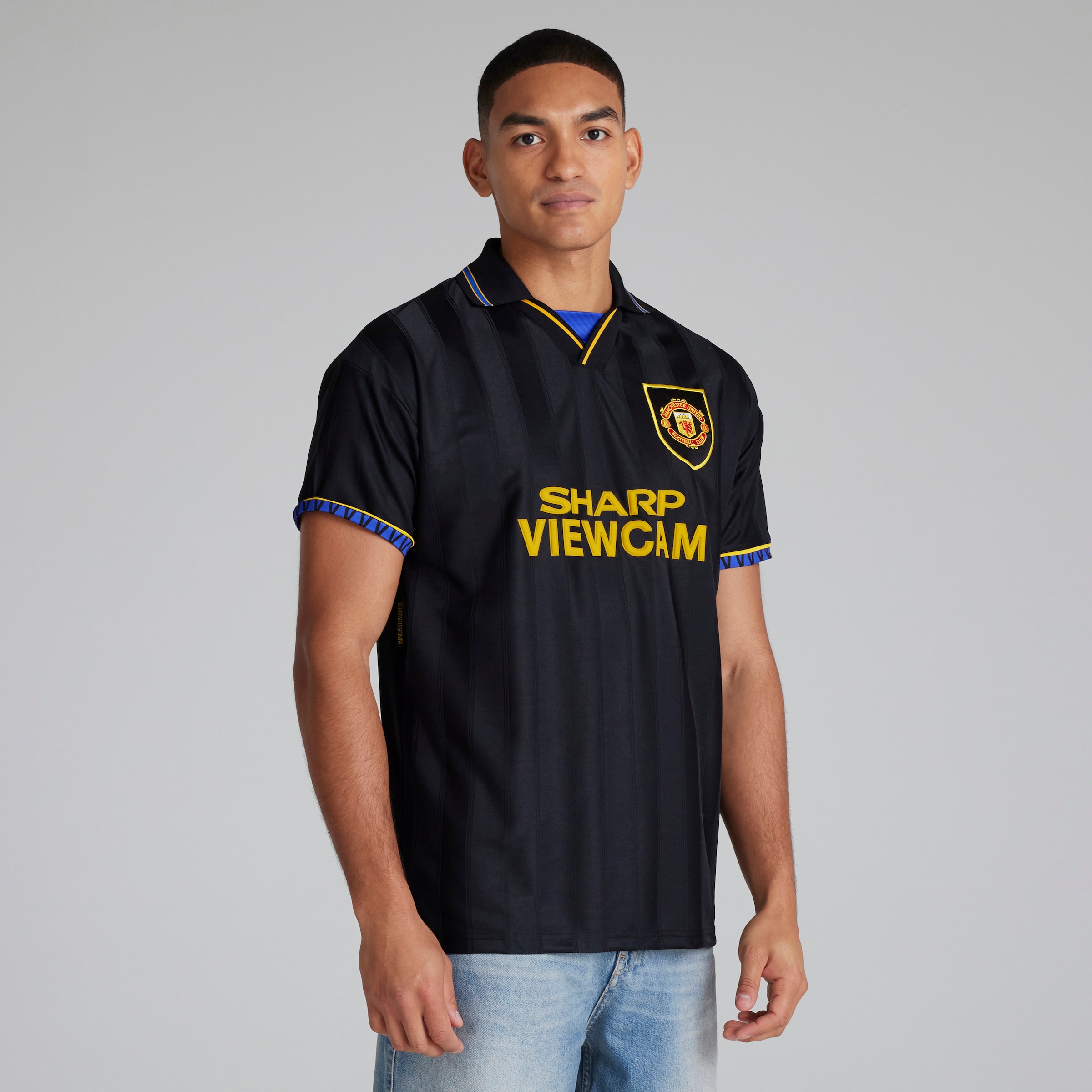 Man u away shirt online