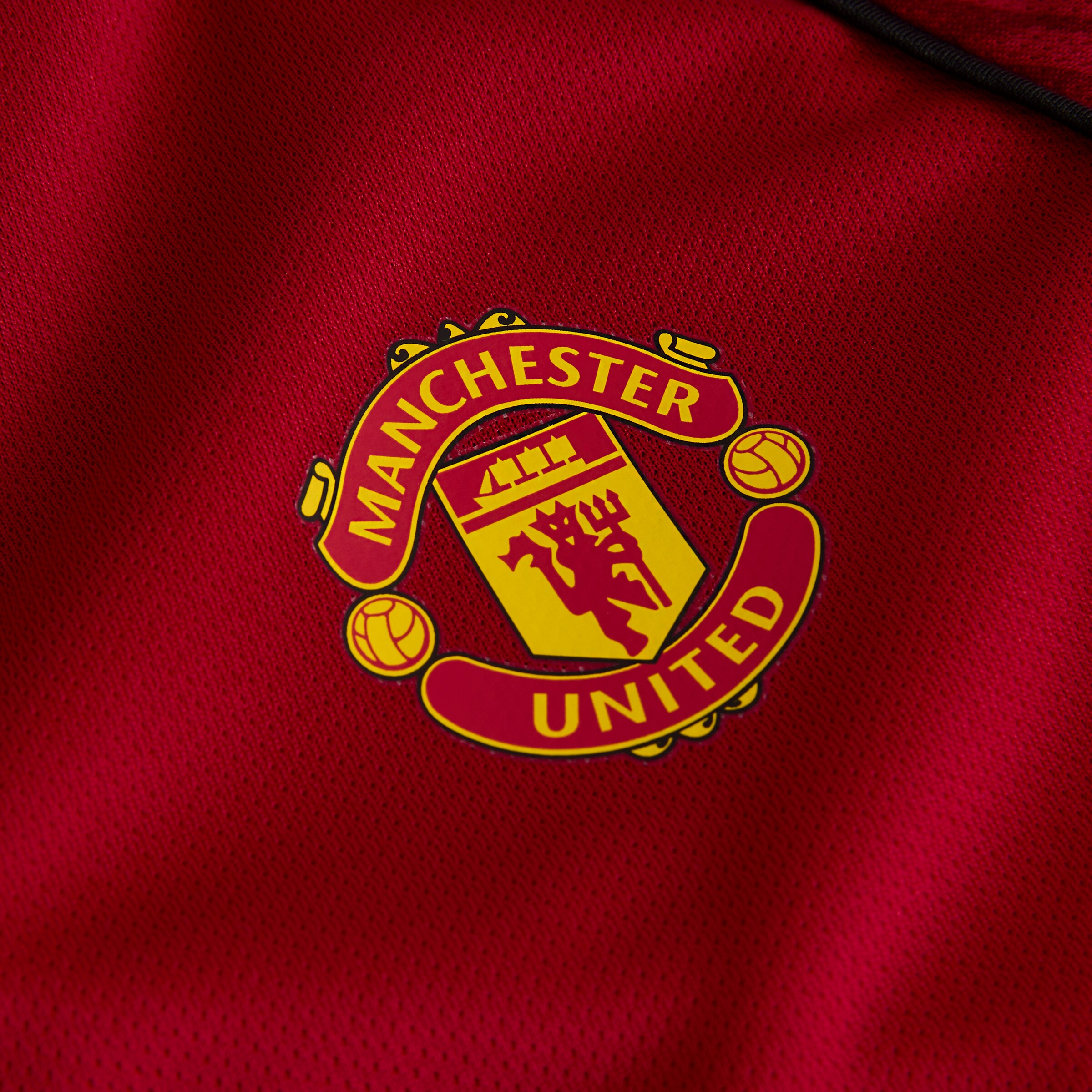Manchester United Kids 25/26 Home Mini Kit Red Detail [10-11]