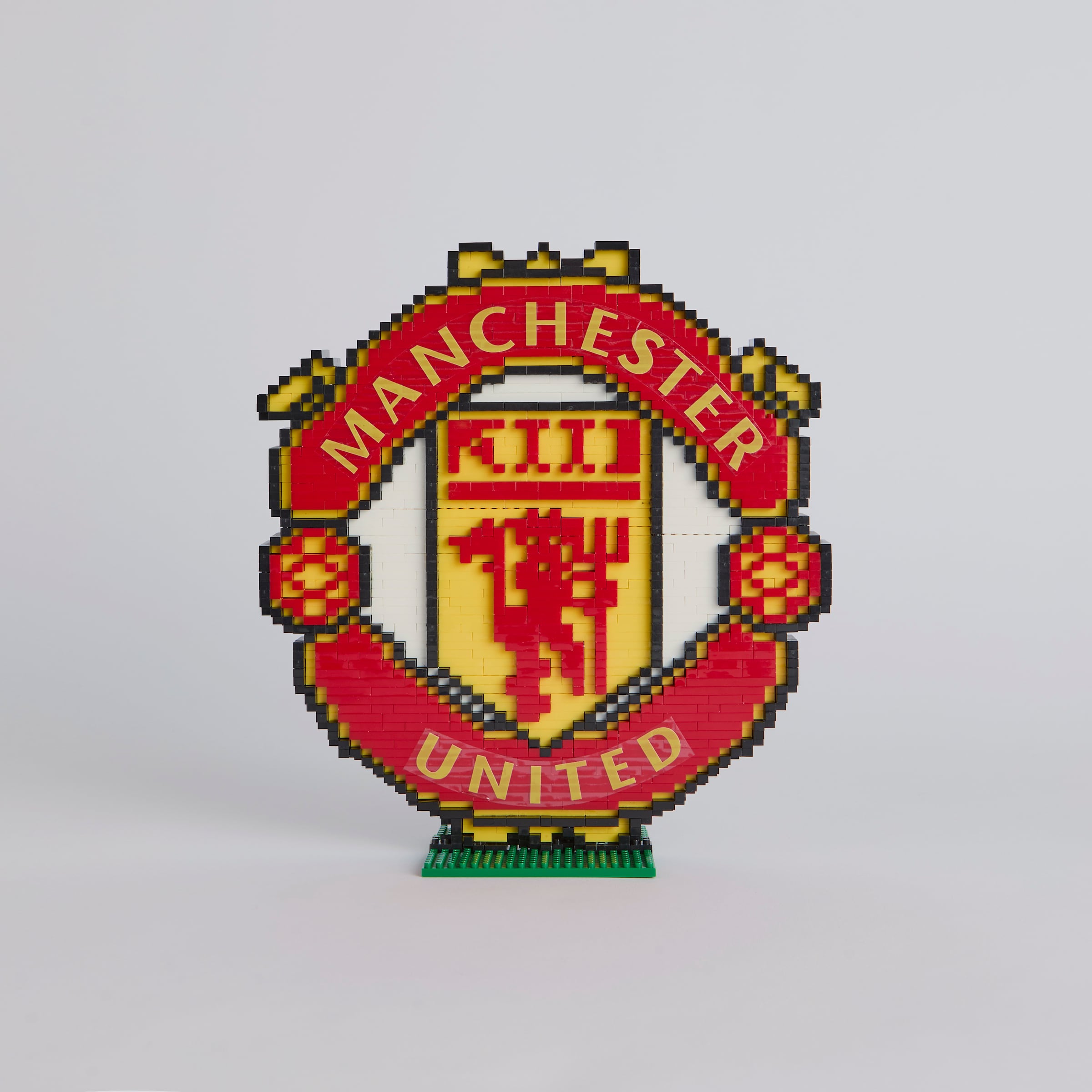 Manchester United BRXLZ Medium Crest Red Multi
