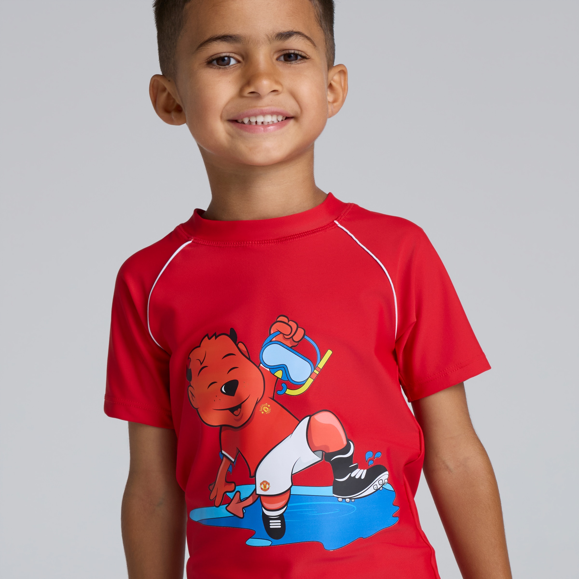 Manchester United Kids Rash Vest & Shorts Swim Set Red Red Detail [5-6]