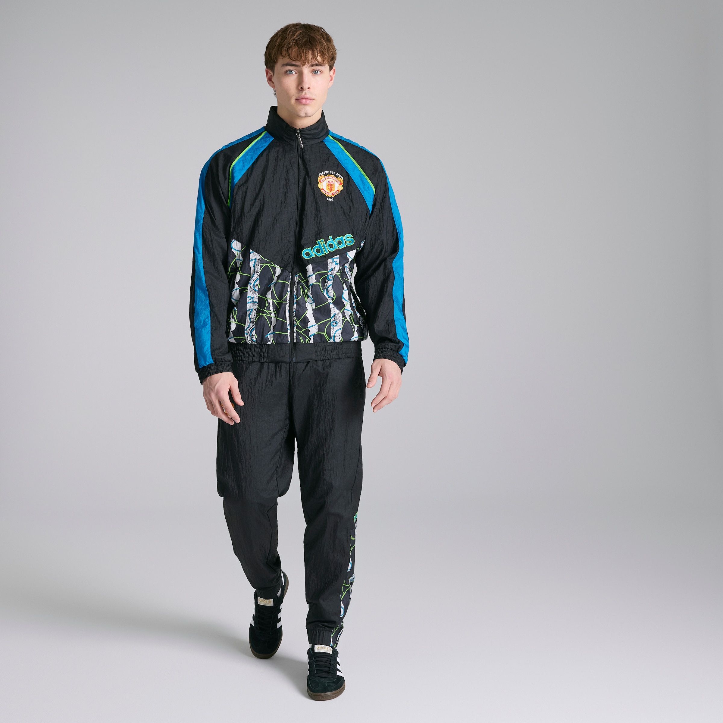 Manchester United x adidas Bringback 90/92 Track Pants Black Black Detail [4-8]