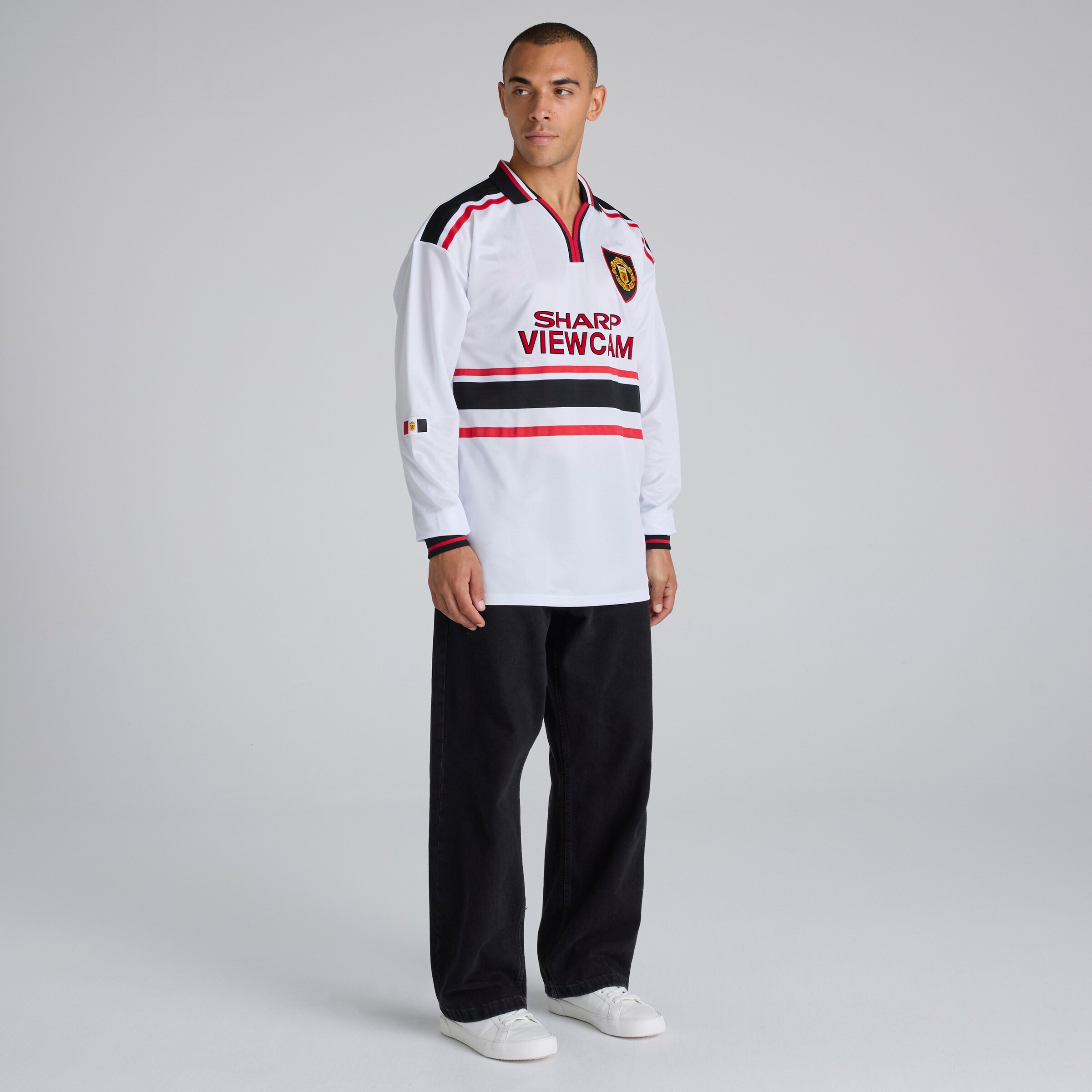 Manchester United Long Sleeve 1997-99 Away Shirt White White Detail [3-5]