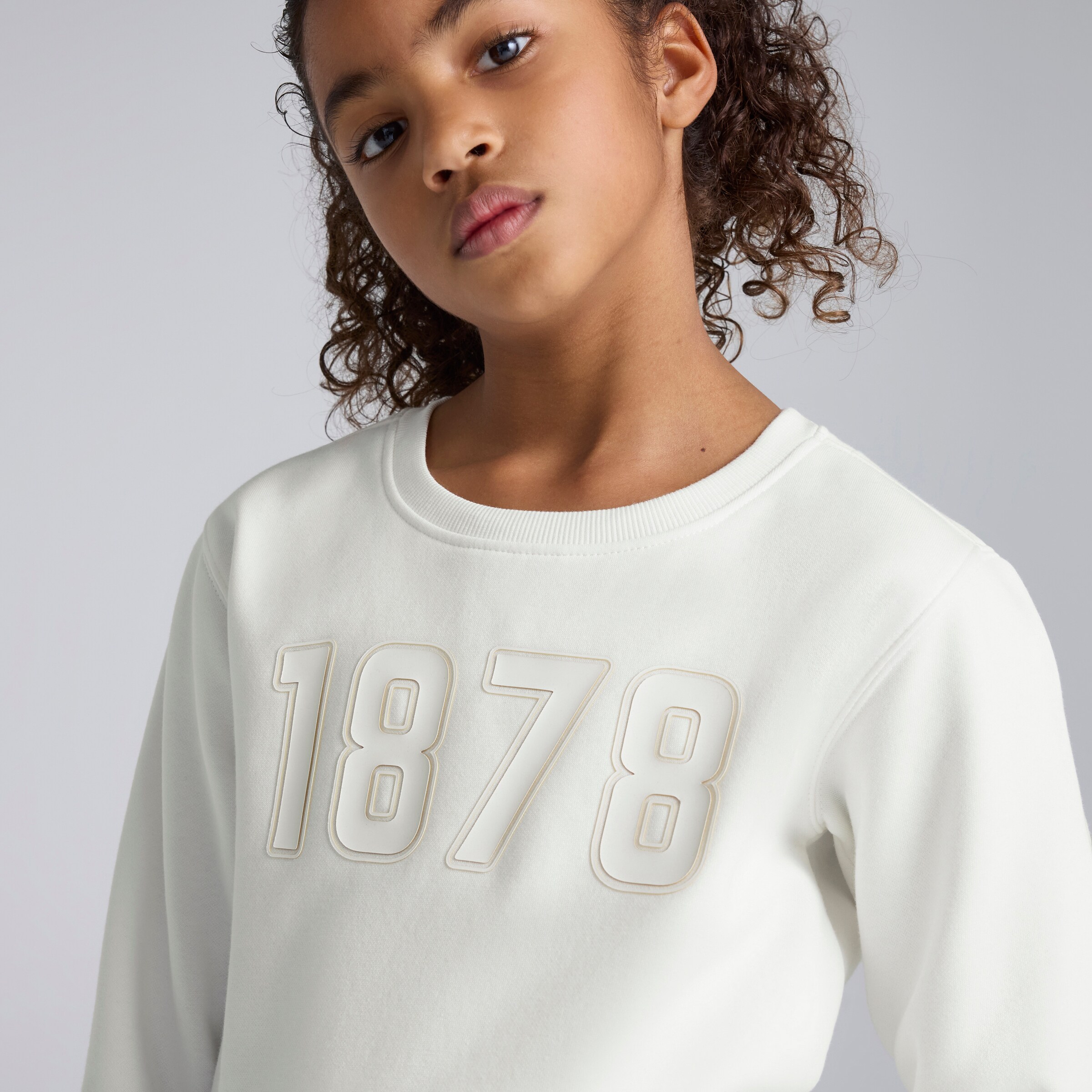 Manchester United Kids 1878 Sweatshirt Cream White Detail [4-5]