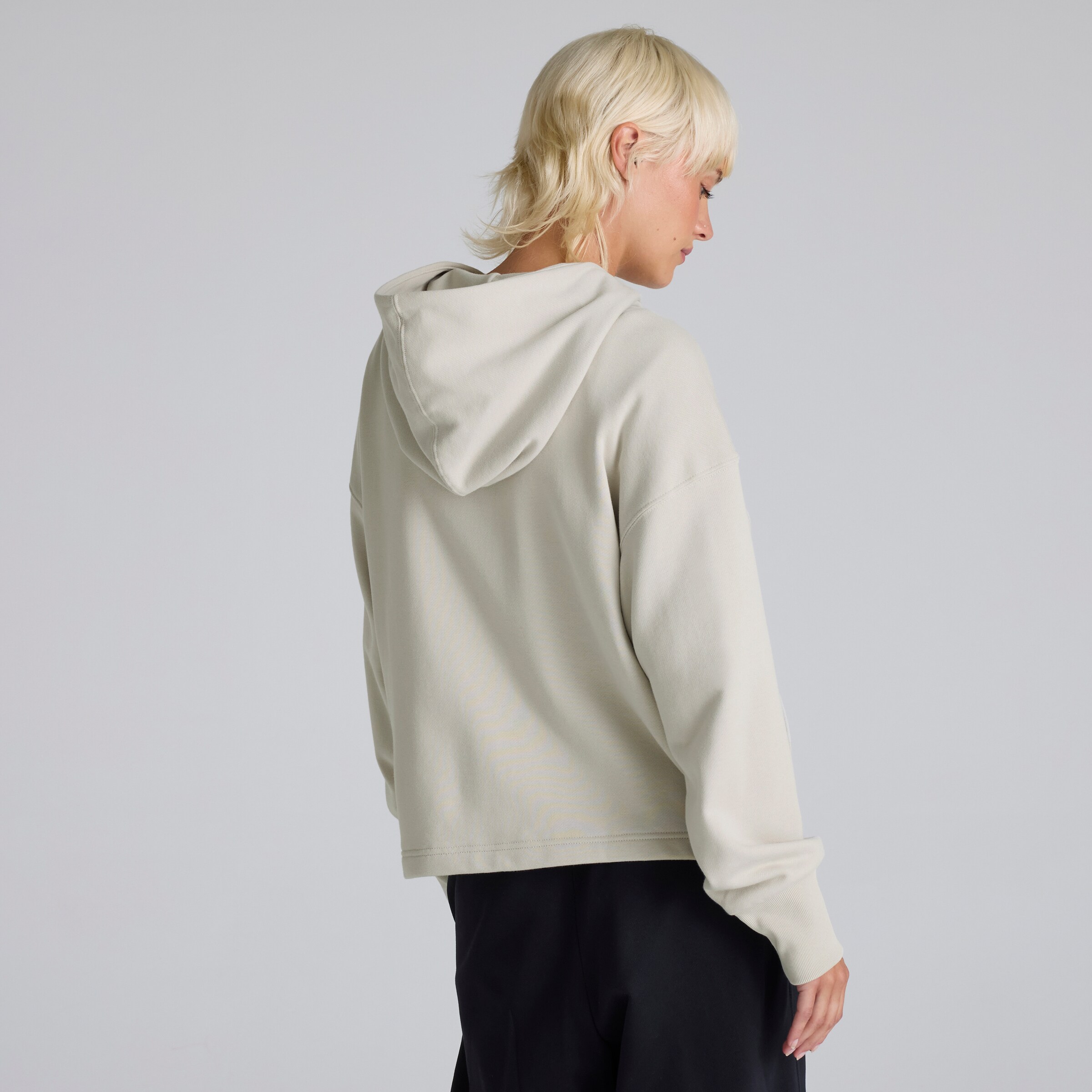 Manchester United x adidas Womens ALL SZN Loose Full-Zip Hoodie Beige Beige Detail [2-6]